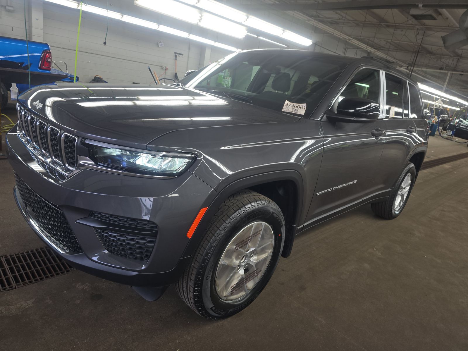 JEEP GRAND CHEROKEE - 1