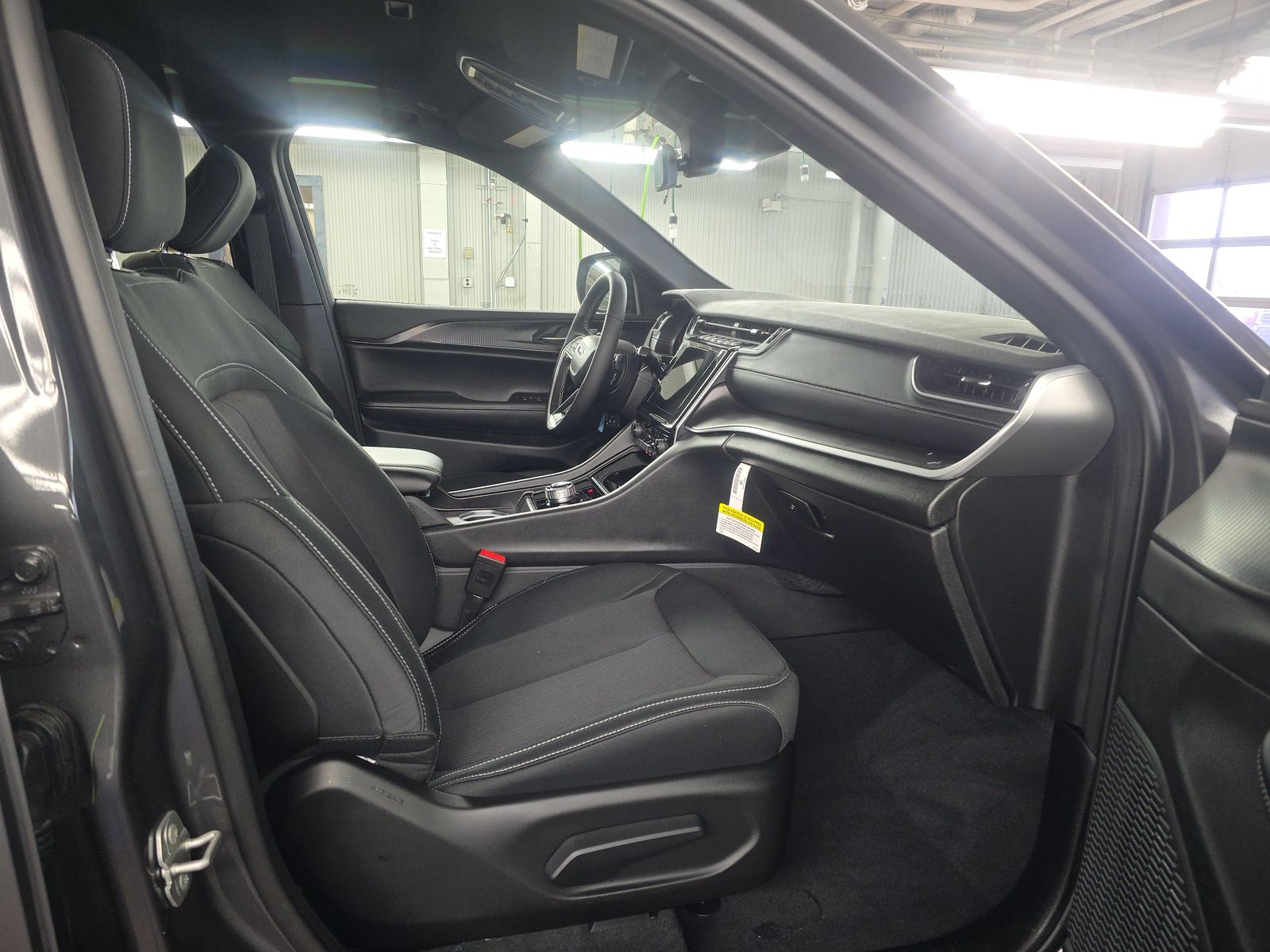 JEEP GRAND CHEROKEE - 9