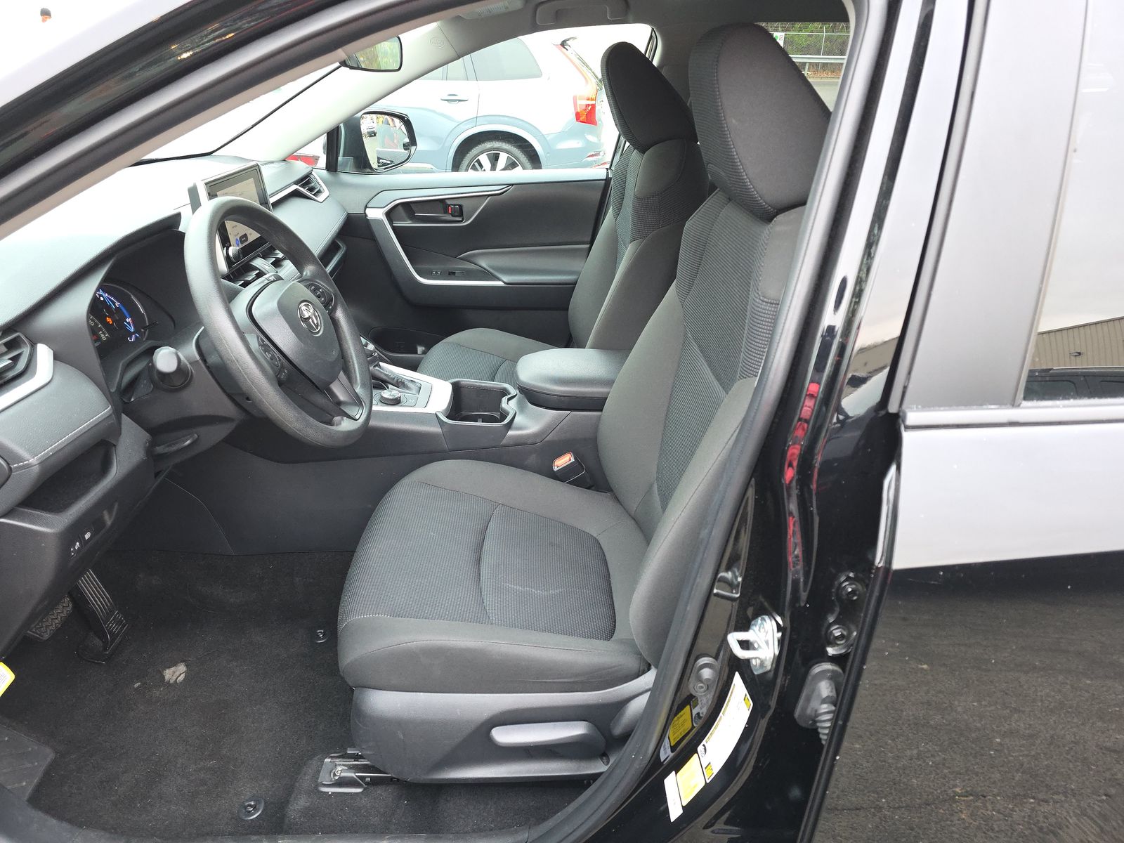 2025 Toyota RAV4 Hybrid LE AWD