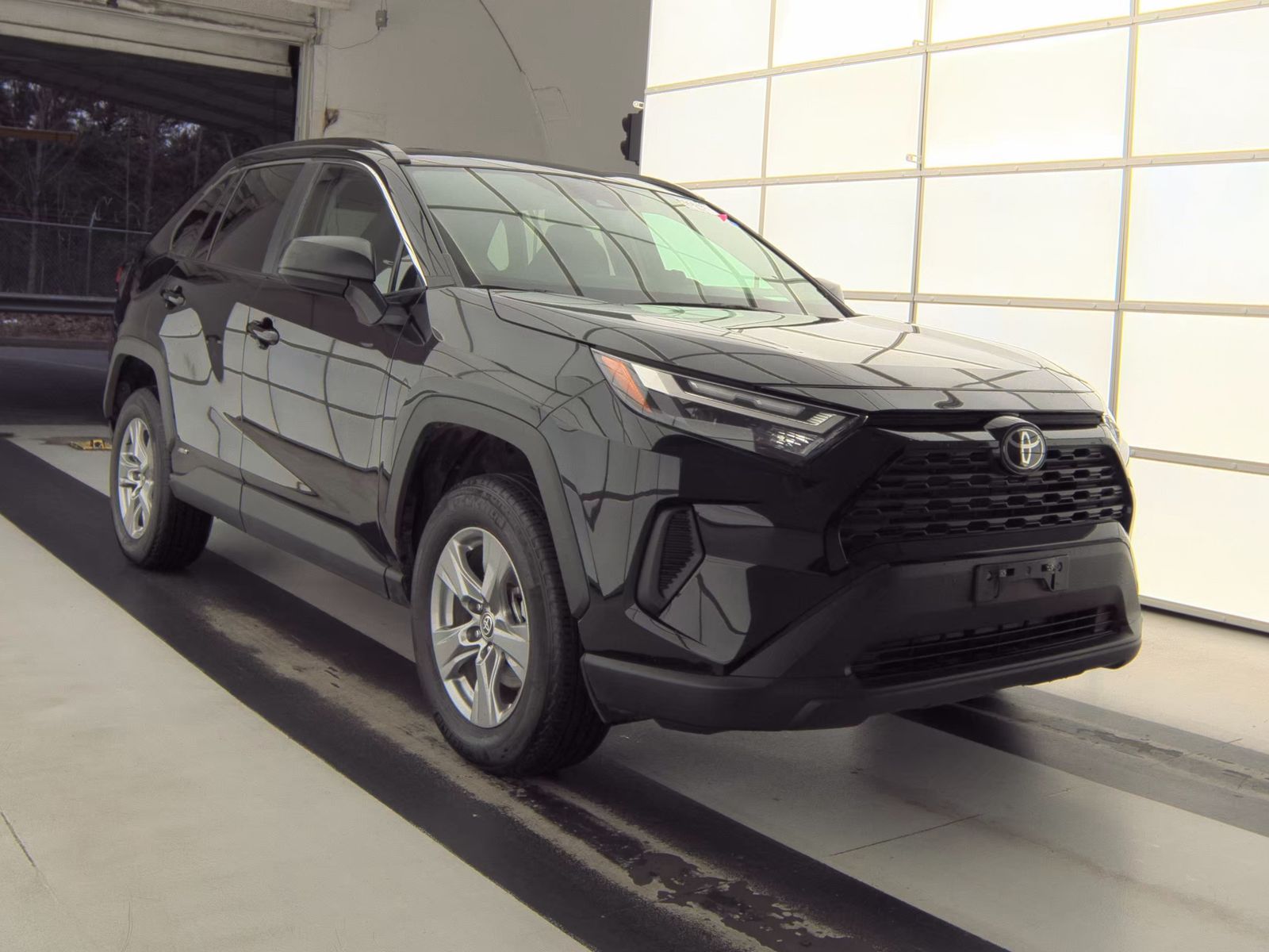 2025 Toyota RAV4 Hybrid LE AWD