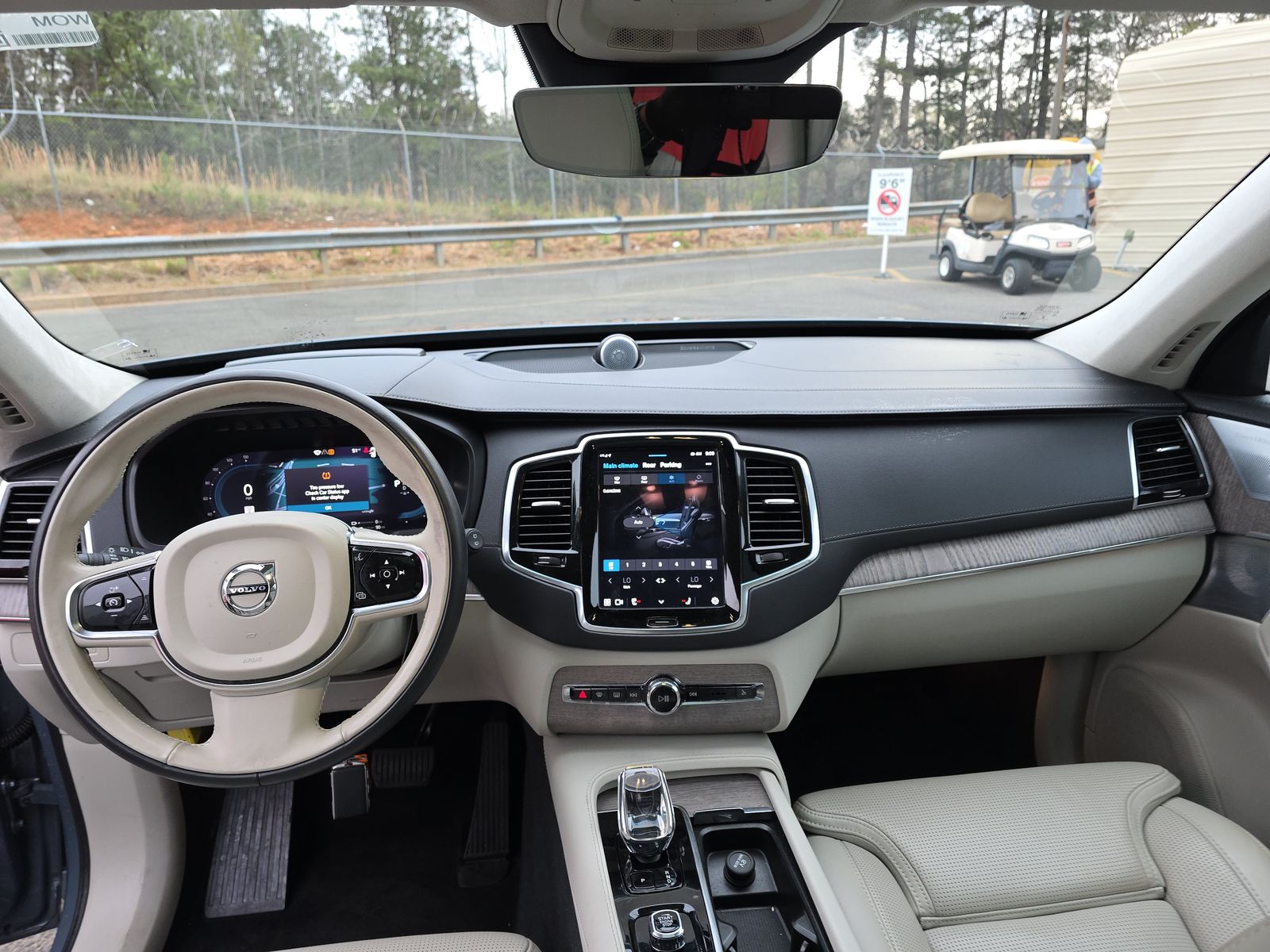 2023 Volvo XC90 Recharge T8 Ultimate AWD