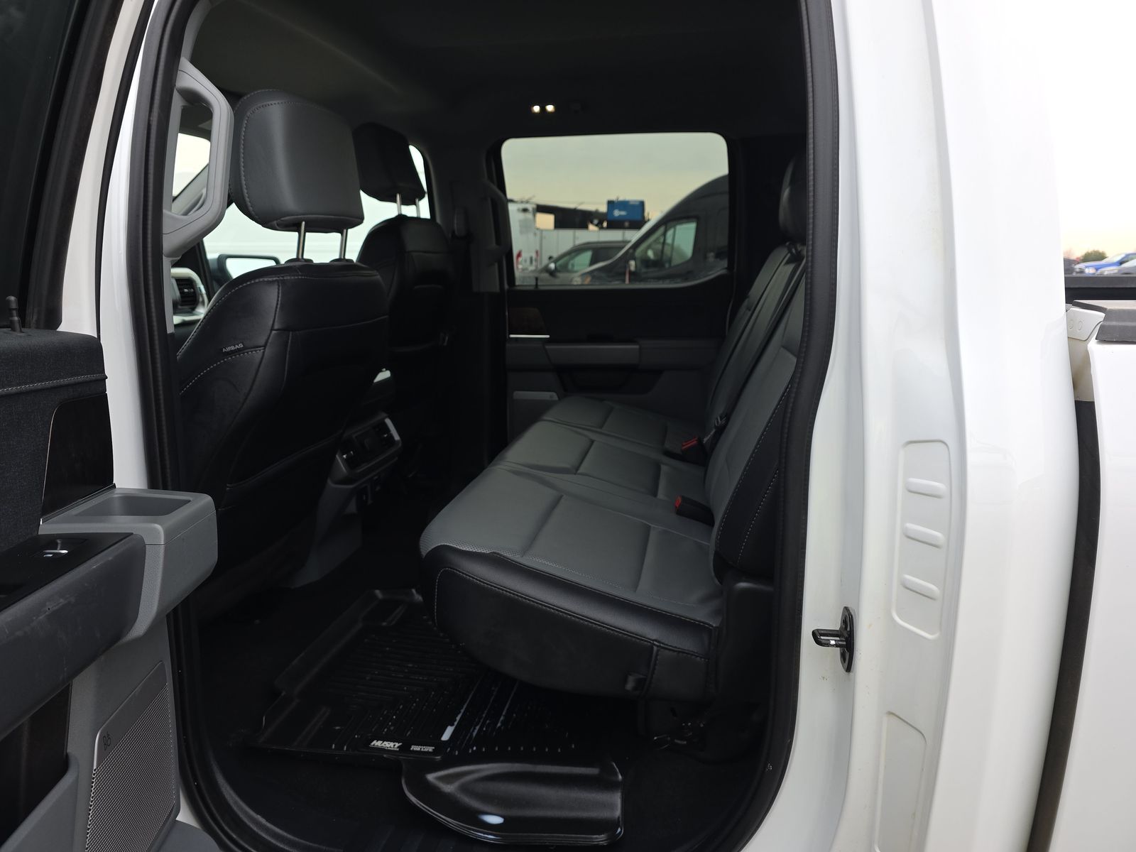 2023 Ford F-150 Lariat AWD