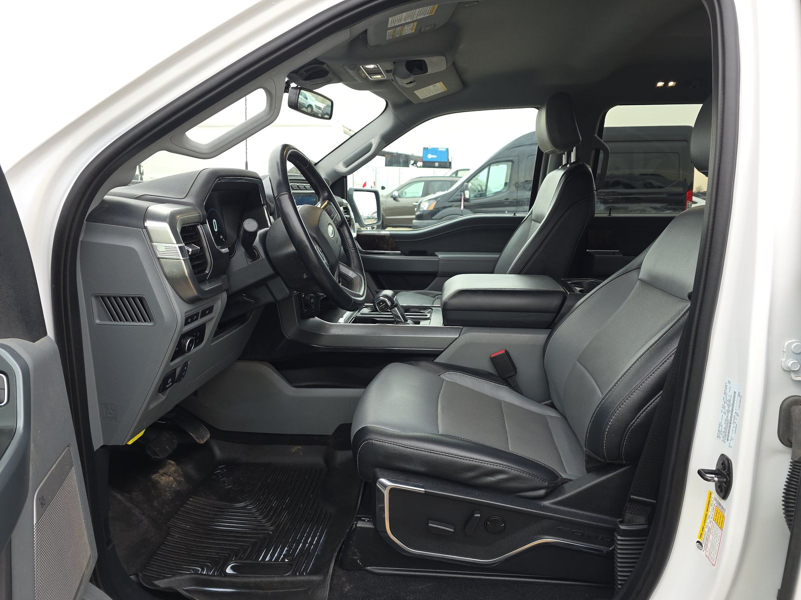 2023 Ford F-150 Lariat AWD