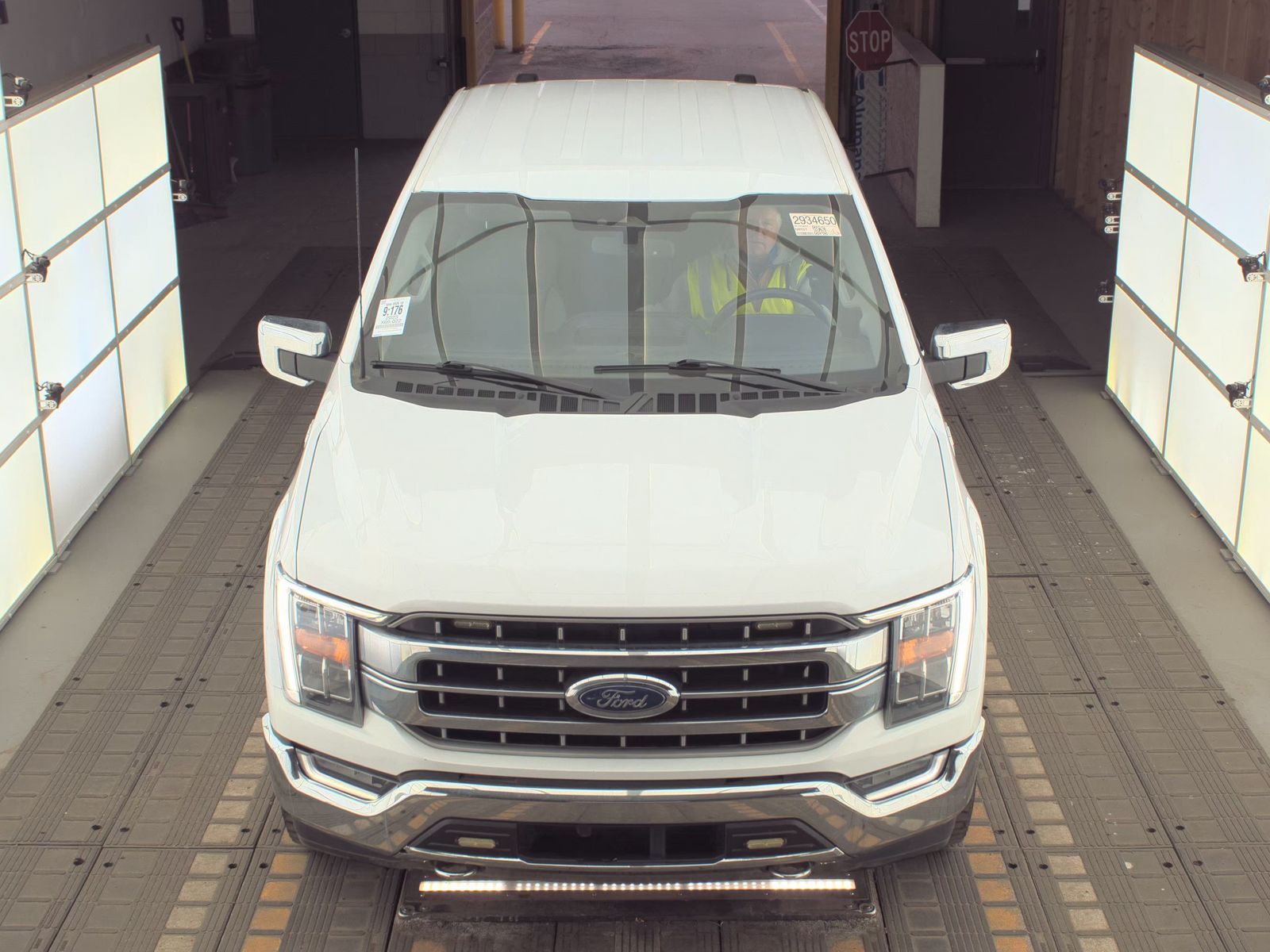 2023 Ford F-150 Lariat AWD