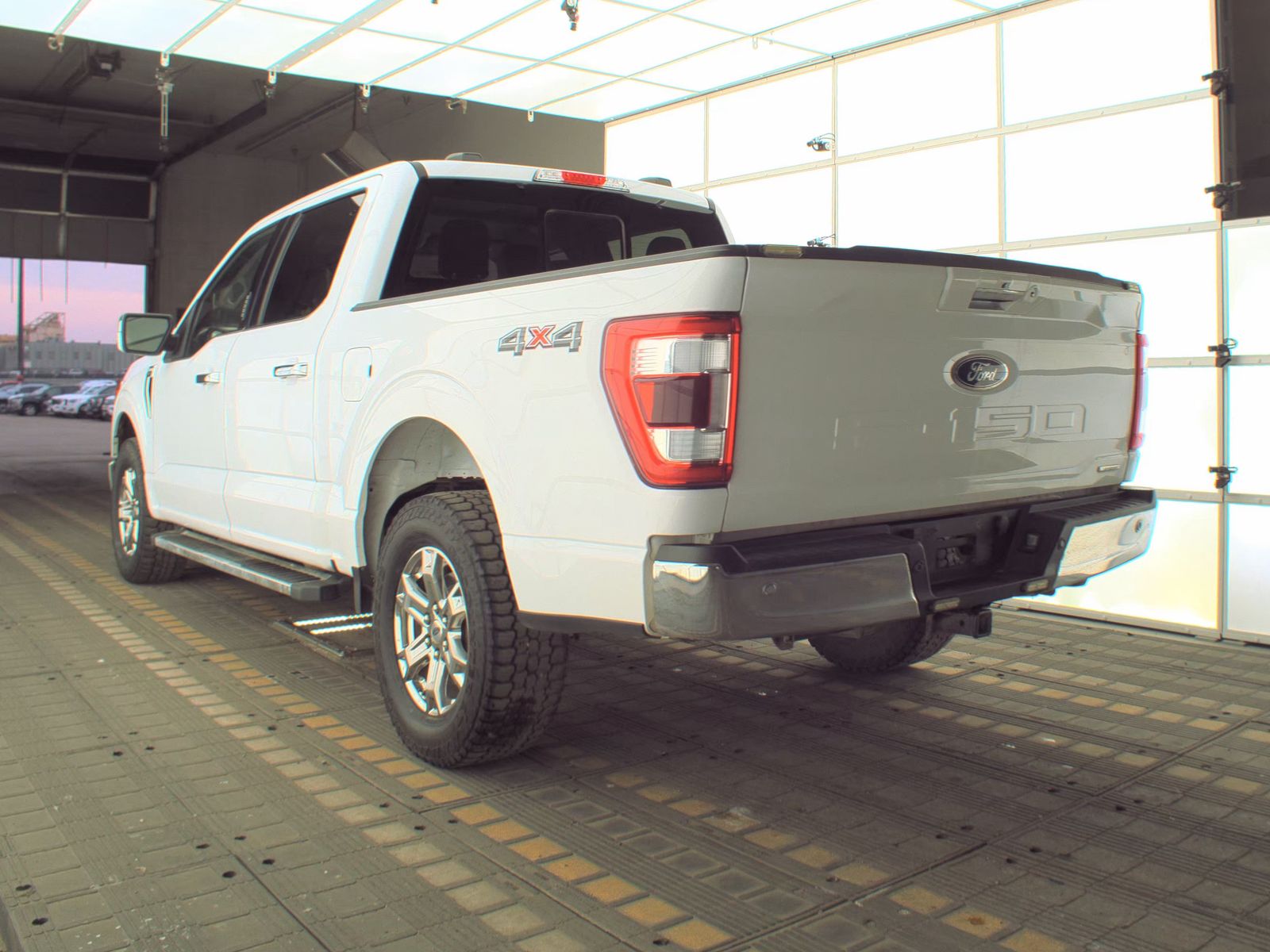 2023 Ford F-150 Lariat AWD