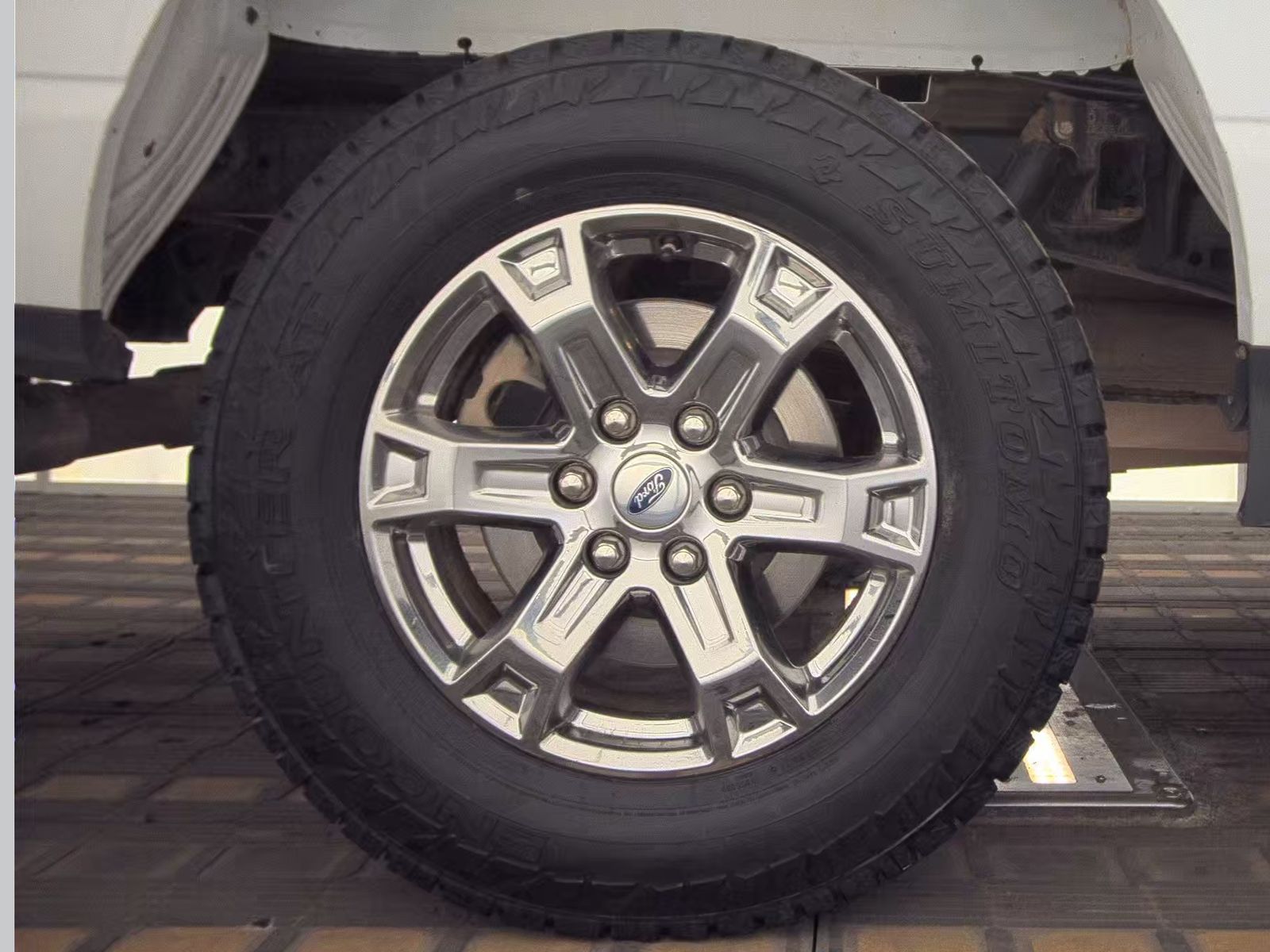 2023 Ford F-150 Lariat AWD