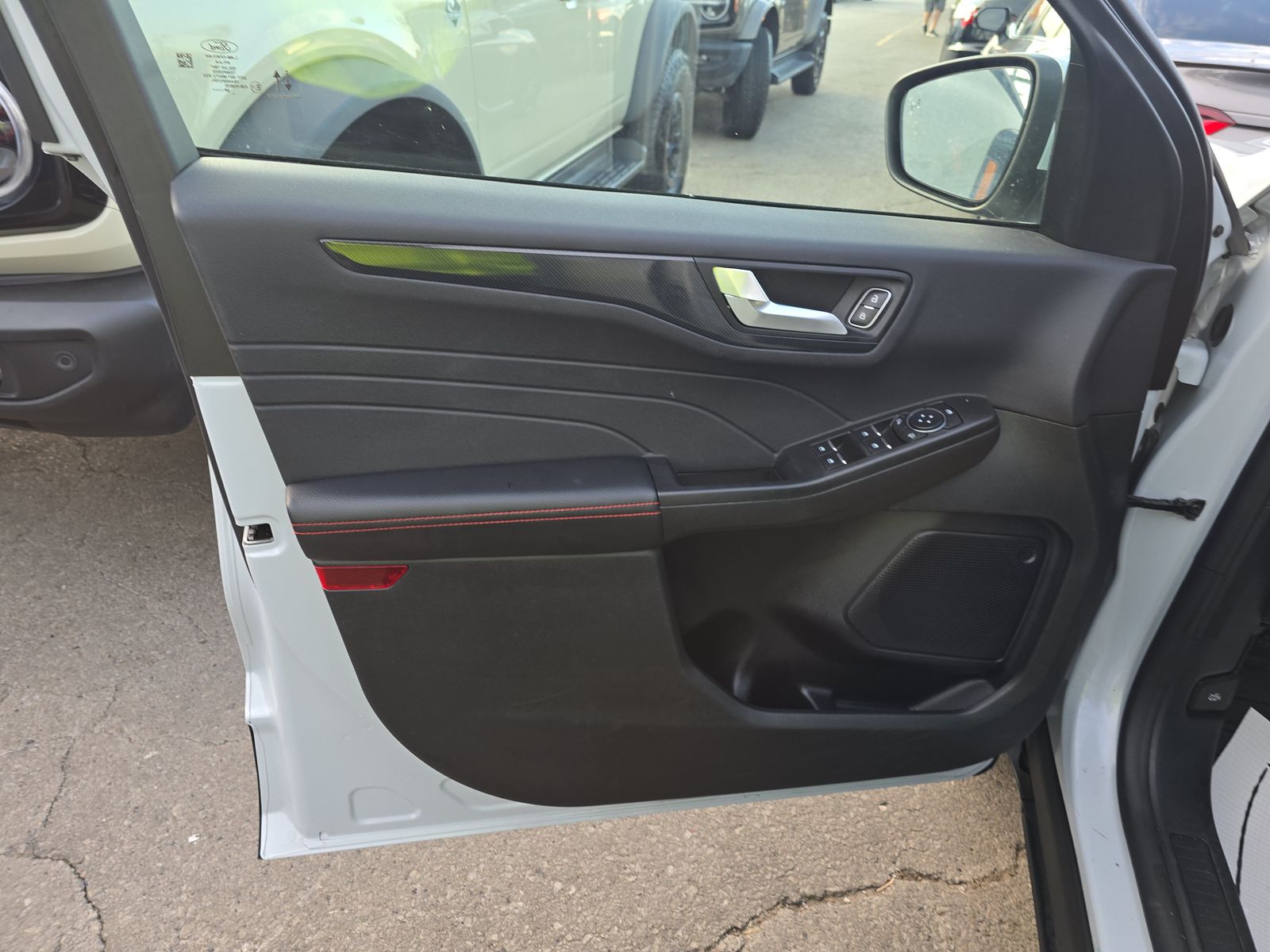 2025 Ford Escape Hybrid ST-Line Elite AWD