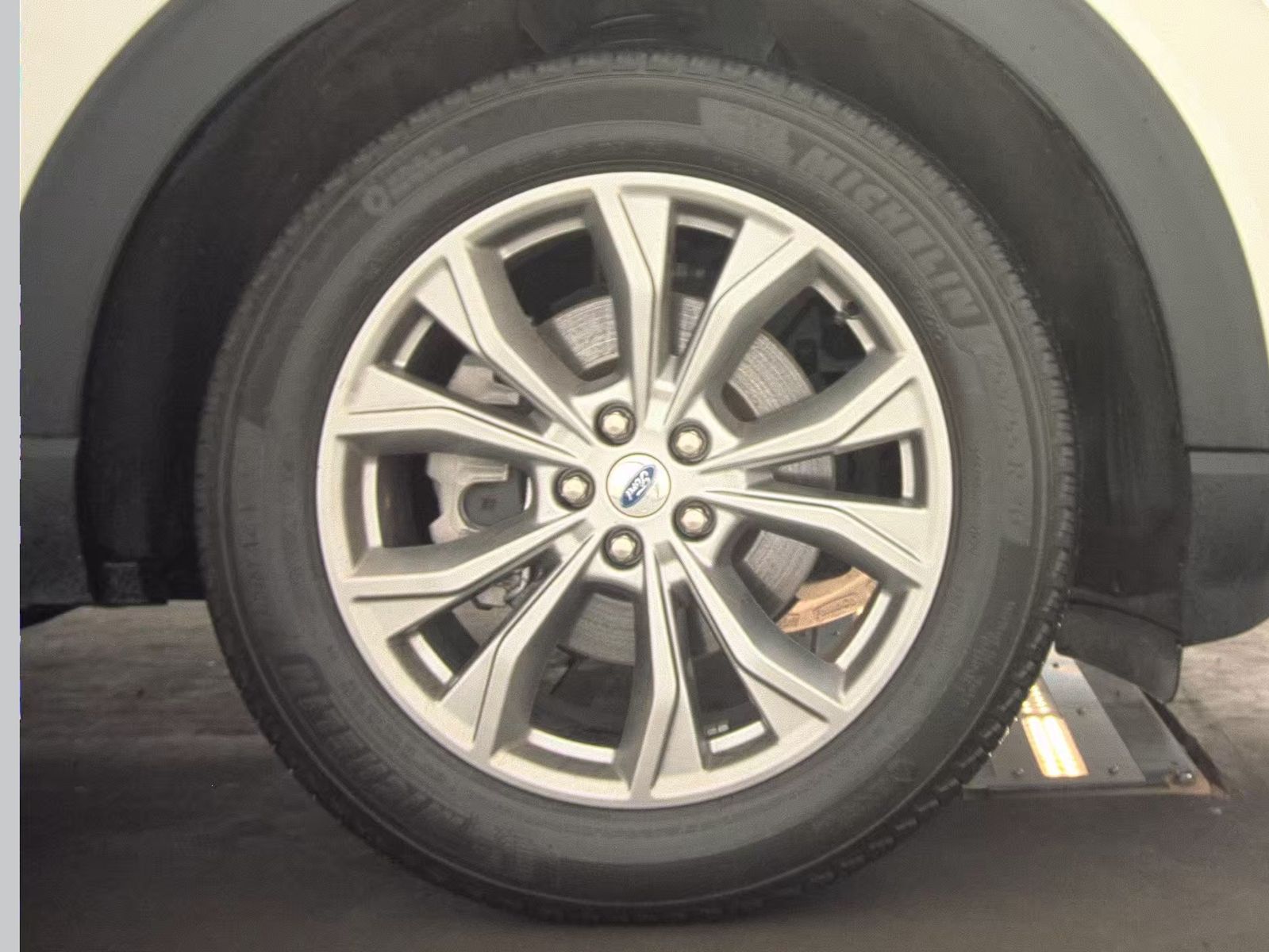 2023 Ford Explorer Limited AWD