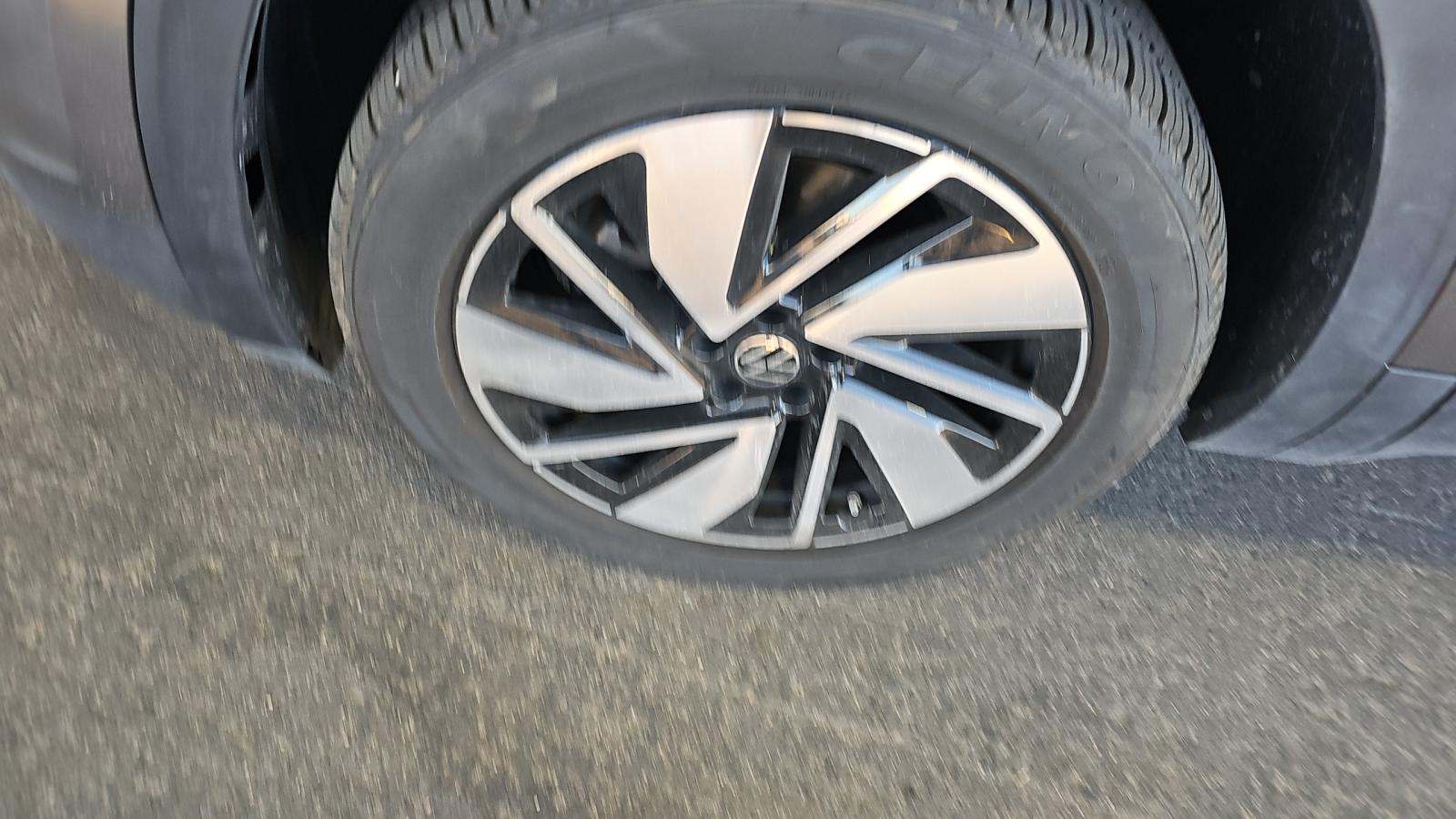 2024 Volkswagen Atlas 2.0T SE FWD