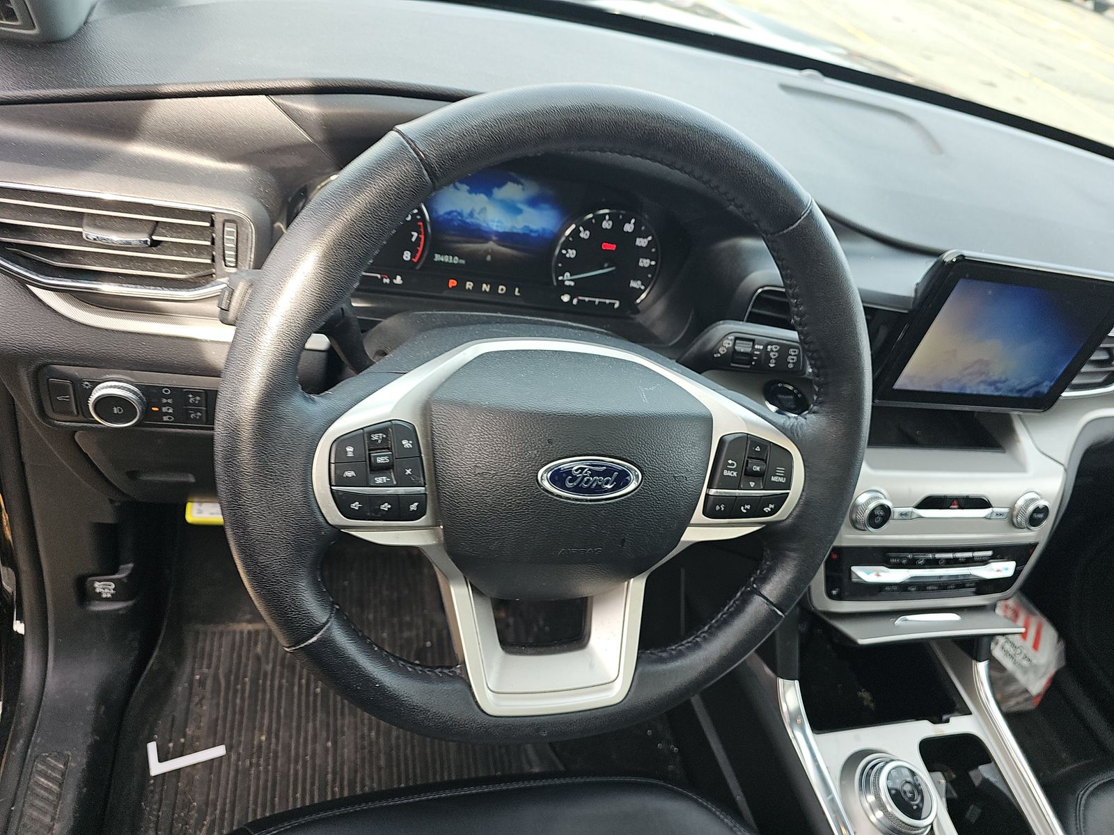 2022 Ford Explorer XLT AWD