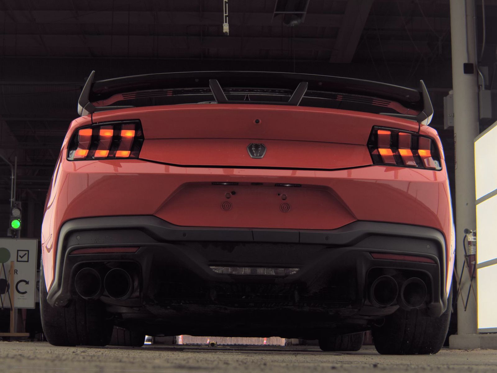 2024 Ford Mustang Dark Horse RWD