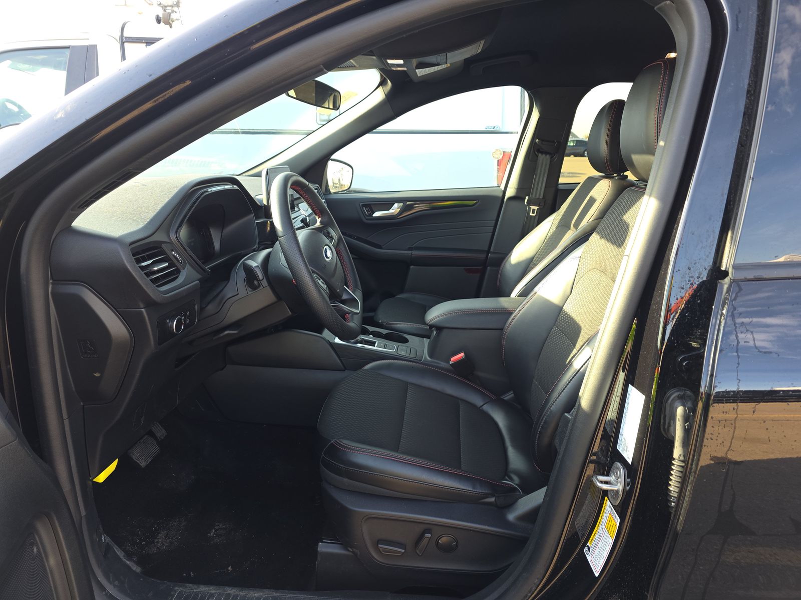 2025 Ford Escape ST-Line AWD