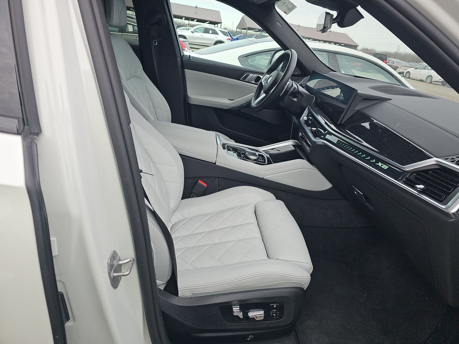 2026 BMW X6 xDrive40i AWD