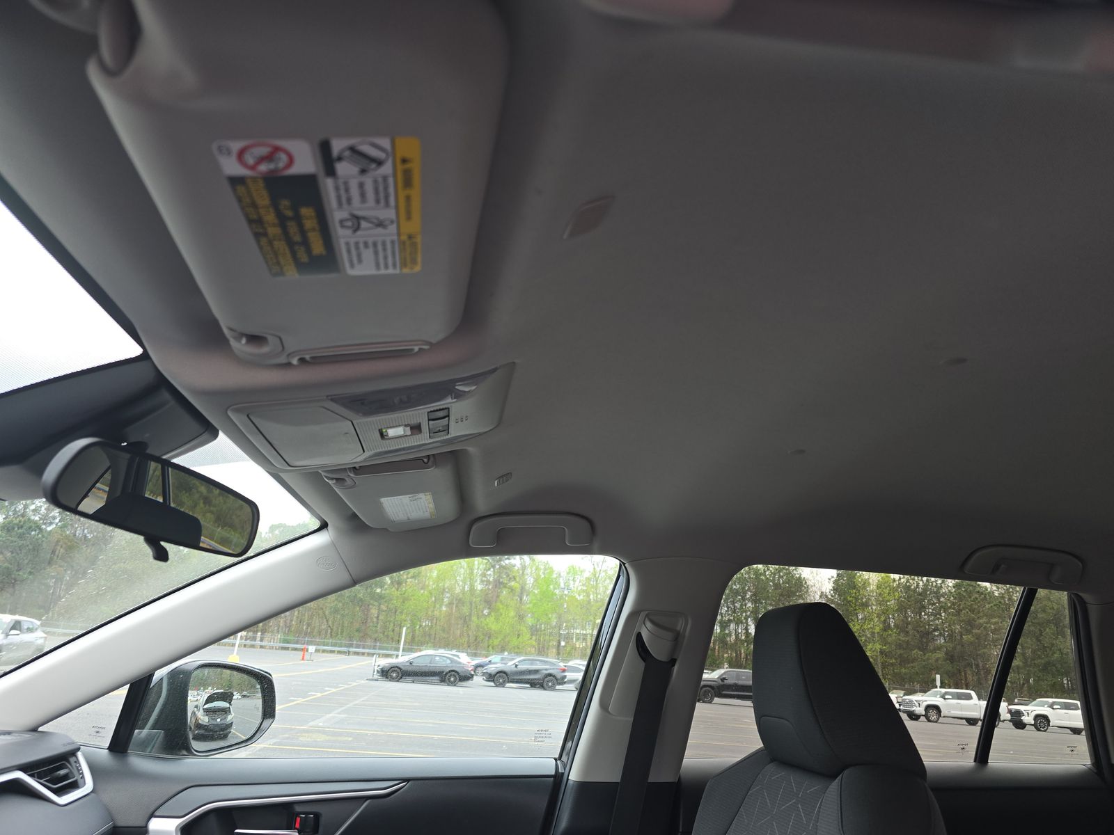 2024 Toyota RAV4 XLE FWD