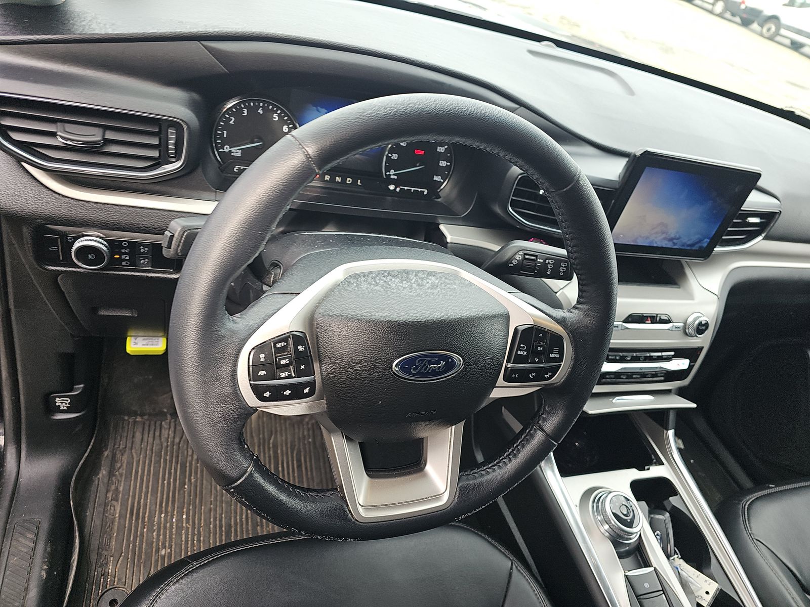 2022 Ford Explorer XLT AWD