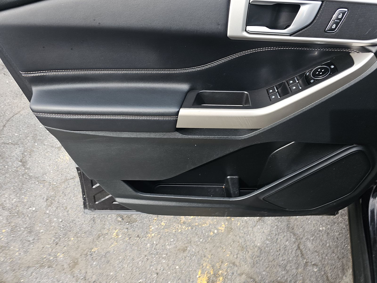 2022 Ford Explorer XLT AWD