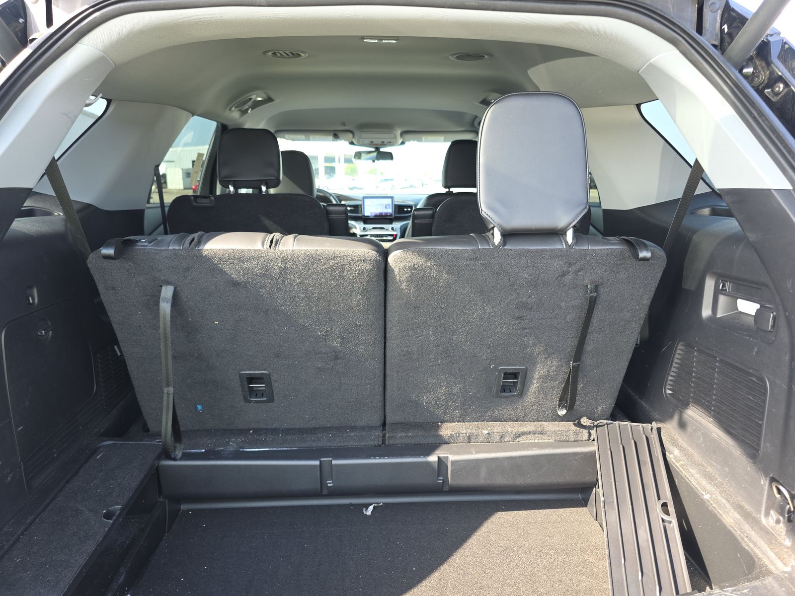 2023 Ford Explorer XLT FWD