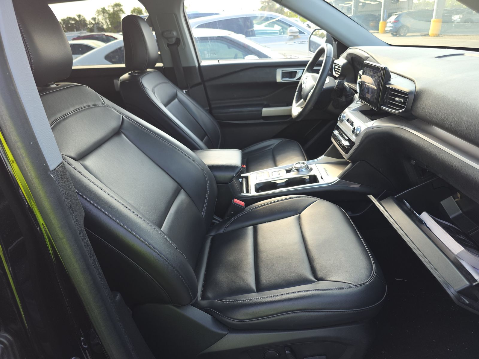 2023 Ford Explorer XLT FWD