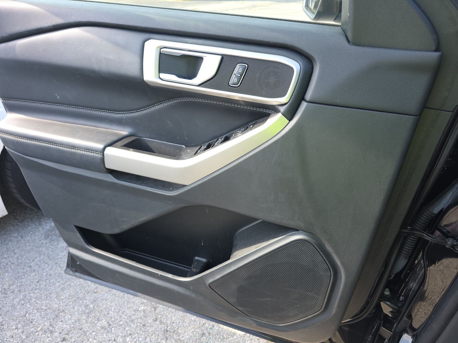 2023 Ford Explorer XLT FWD