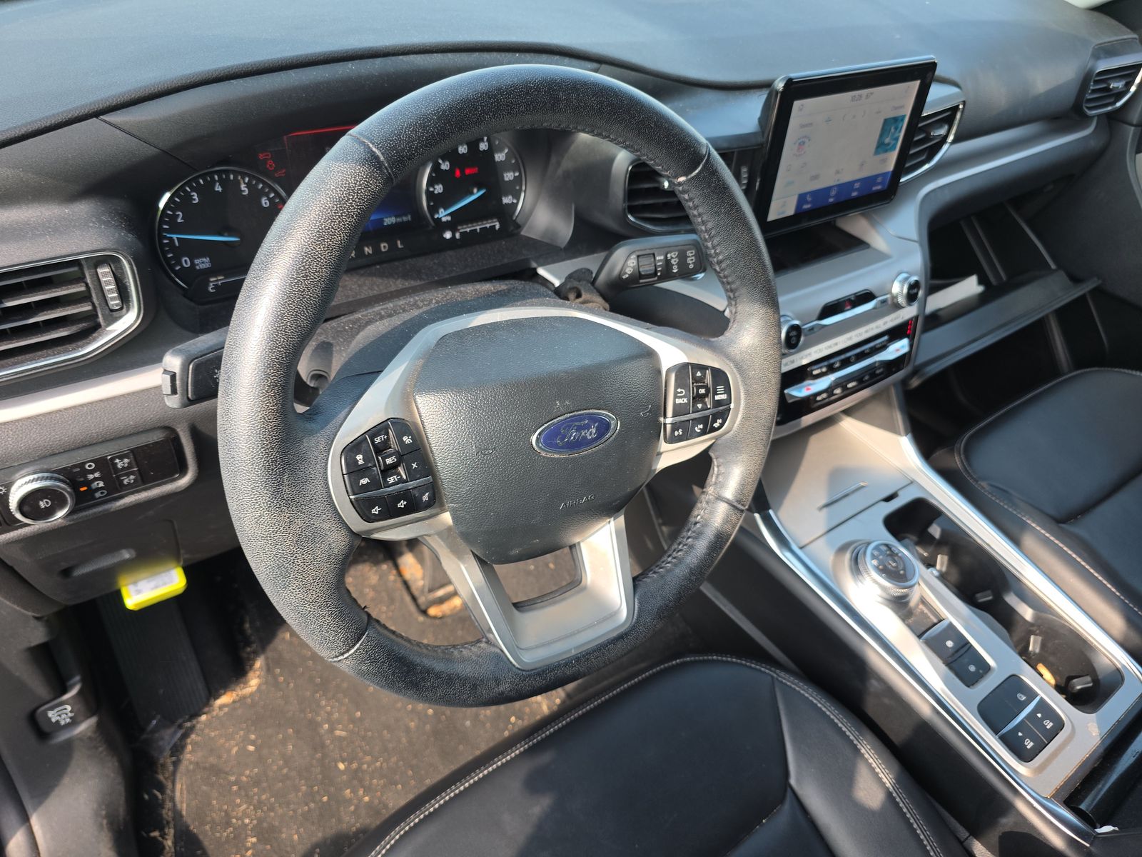 2023 Ford Explorer XLT FWD