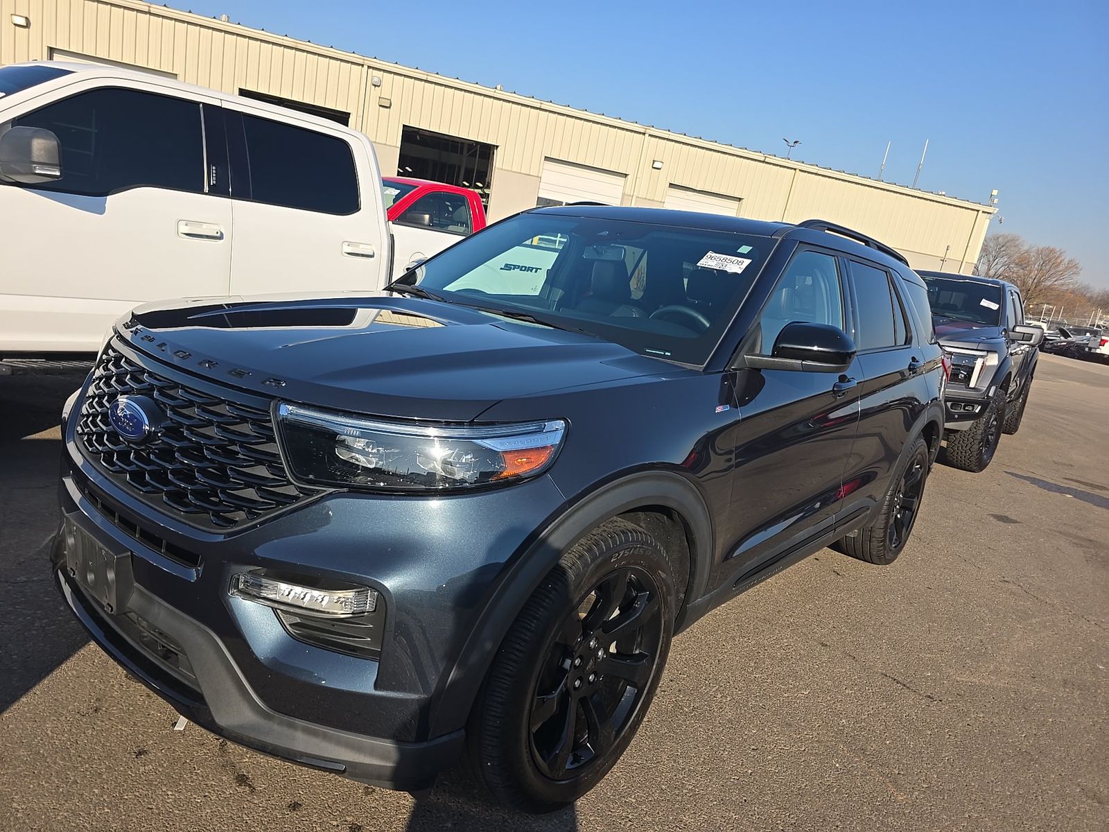 2023 Ford Explorer ST-Line RWD