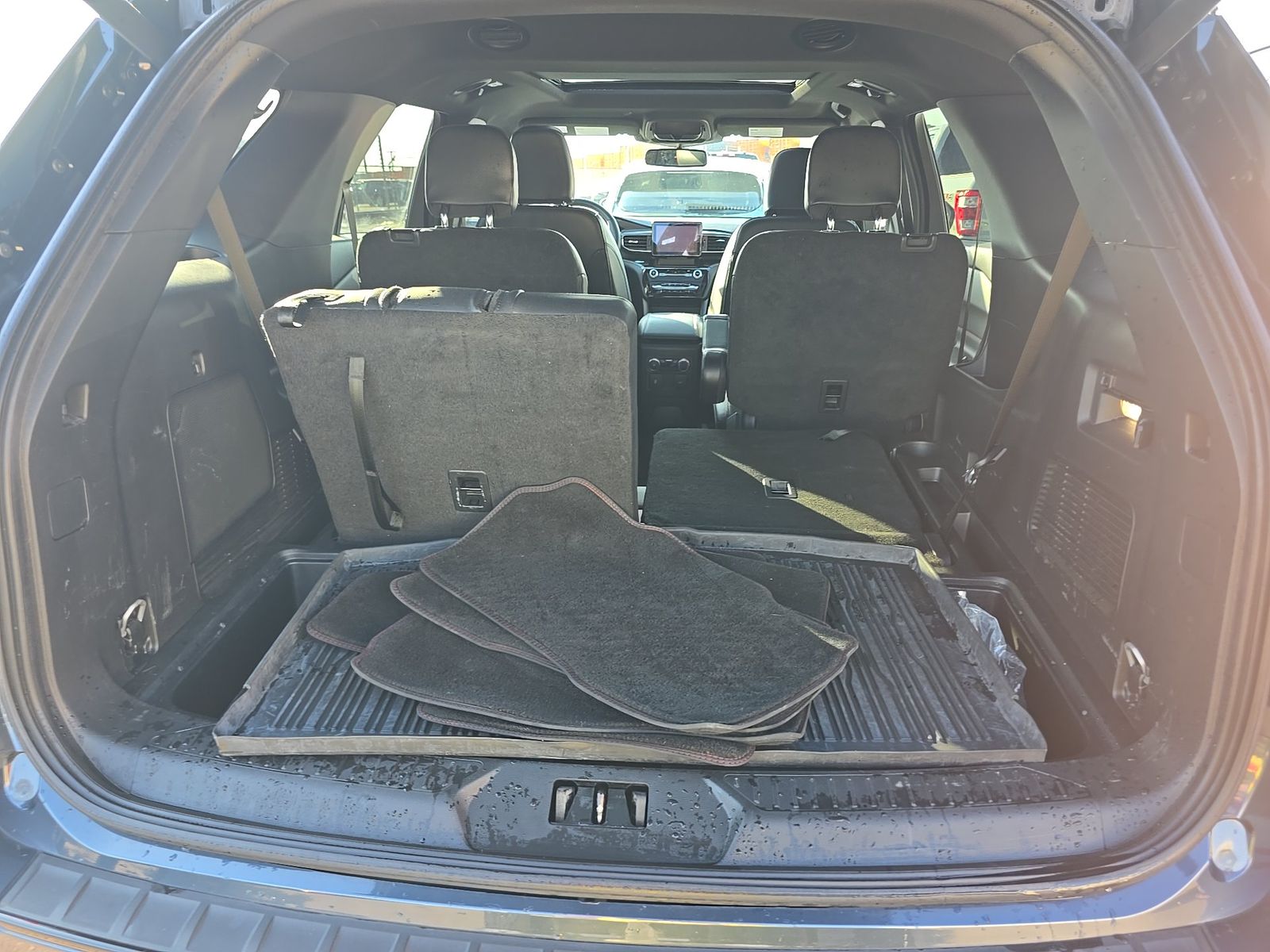 2023 Ford Explorer ST-Line RWD