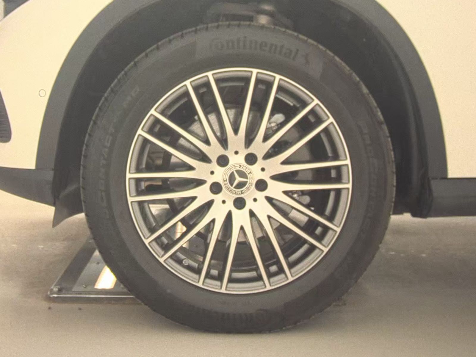 2025 Mercedes-Benz GLC GLC 300 AWD