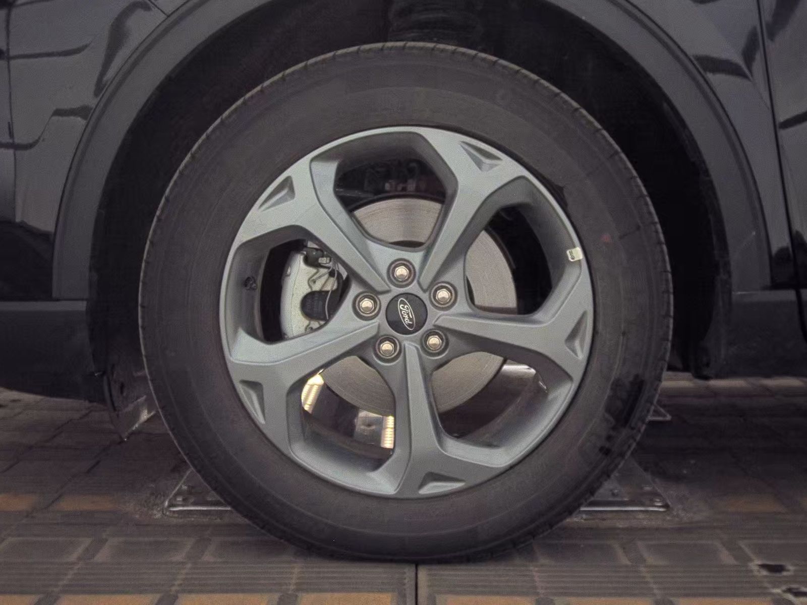 2025 Ford Escape ST-Line AWD