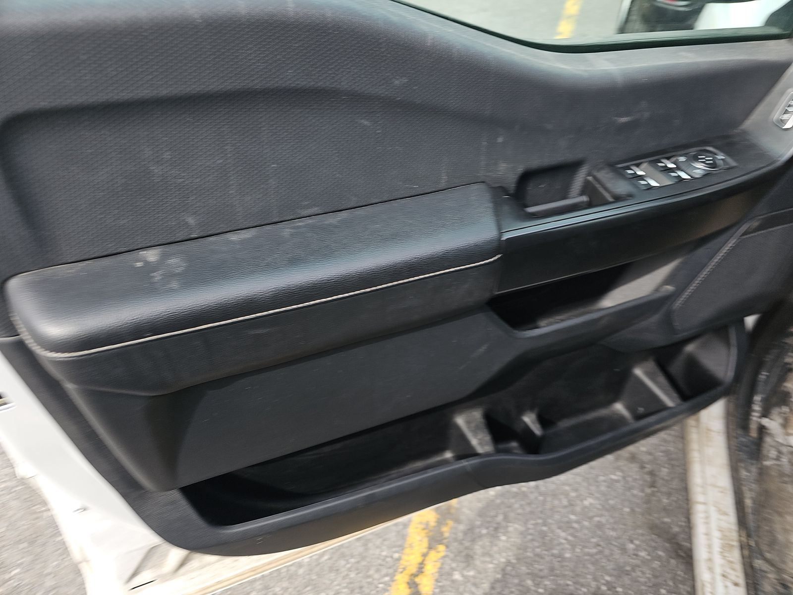 2023 Ford F-150 XL AWD