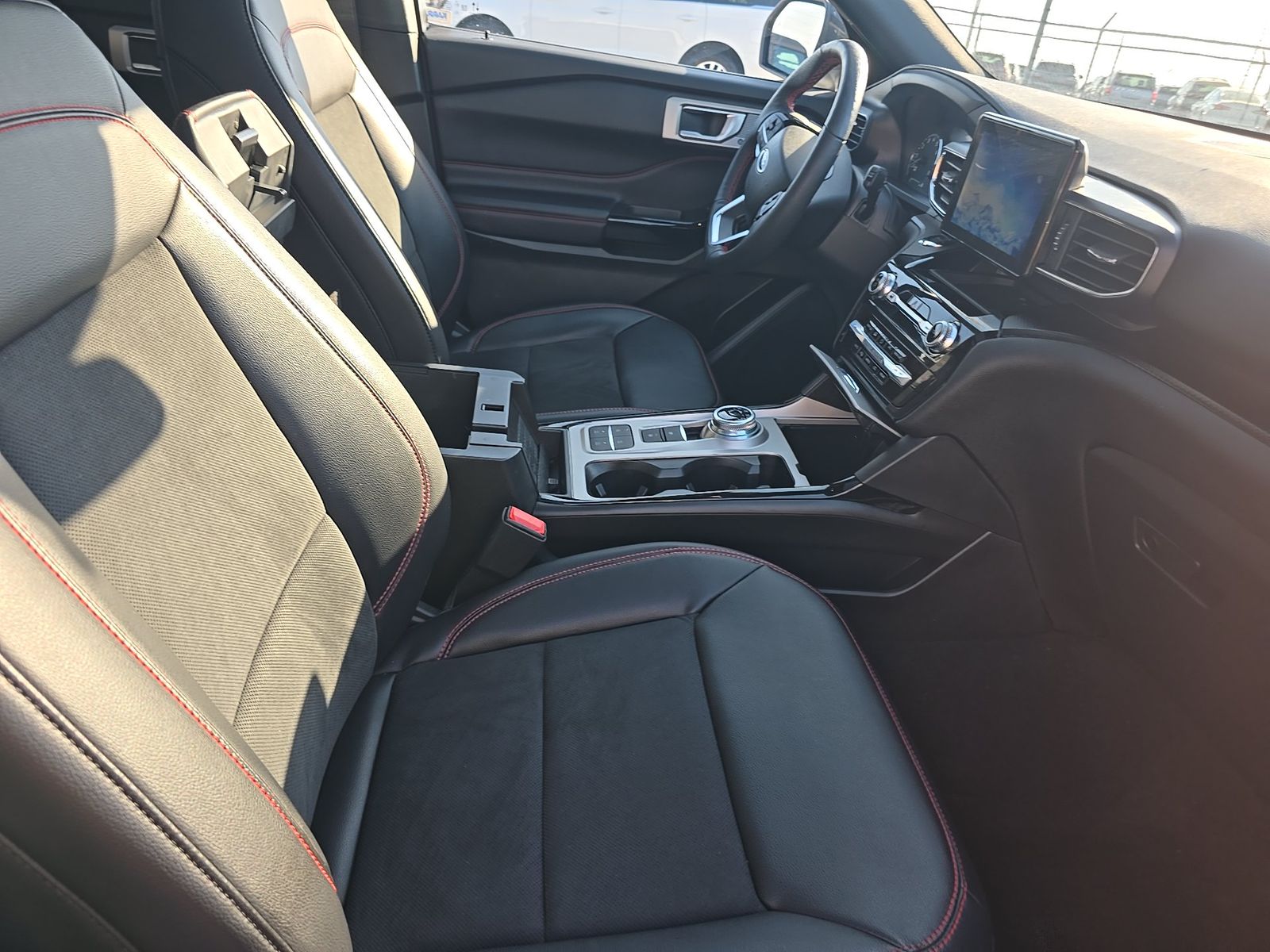 FORD EXPLORER - 9