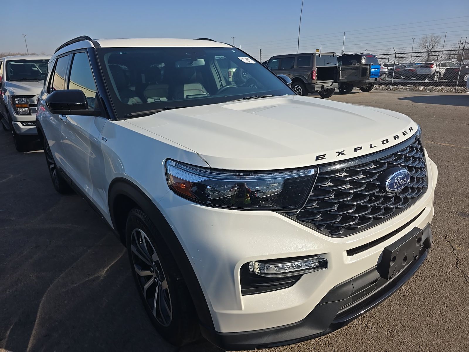 FORD EXPLORER - 4