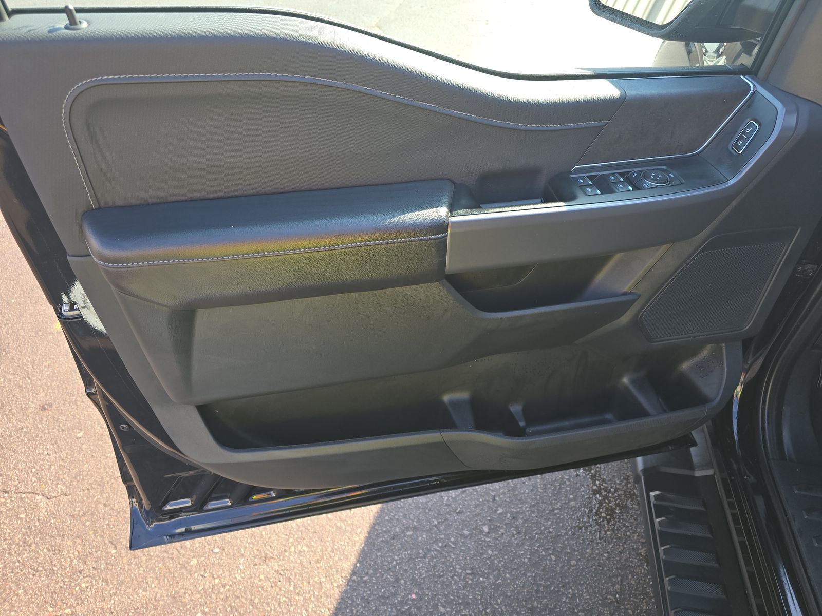 2025 Ford F-150 XLT AWD