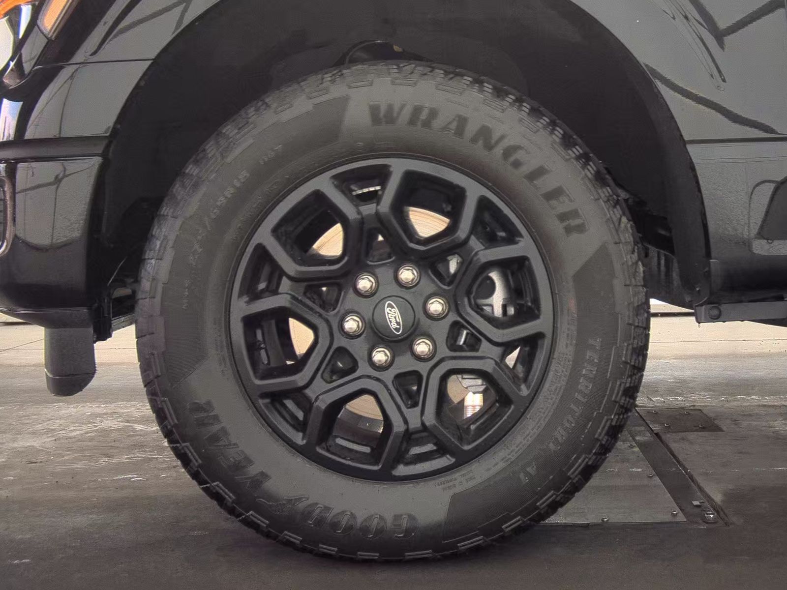 2025 Ford F-150 XLT AWD