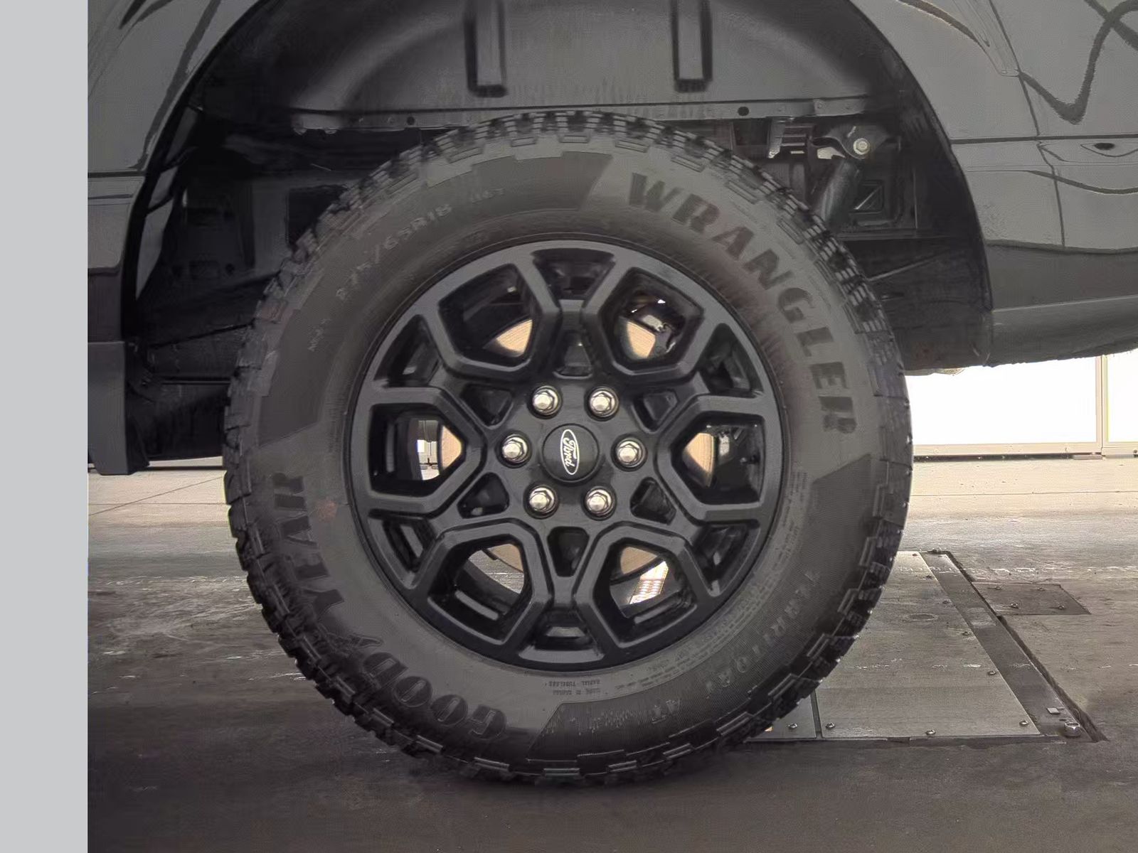 2025 Ford F-150 XLT AWD