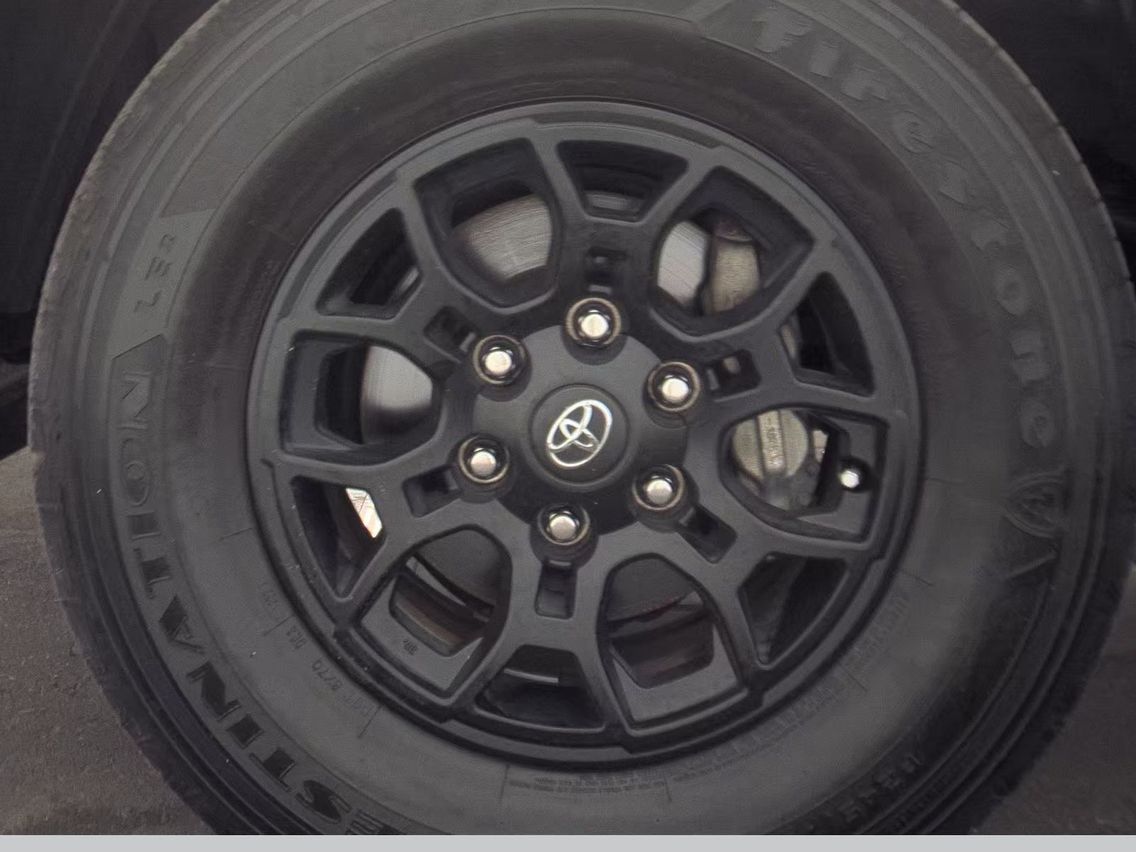 2022 Toyota Tacoma SR5 RWD