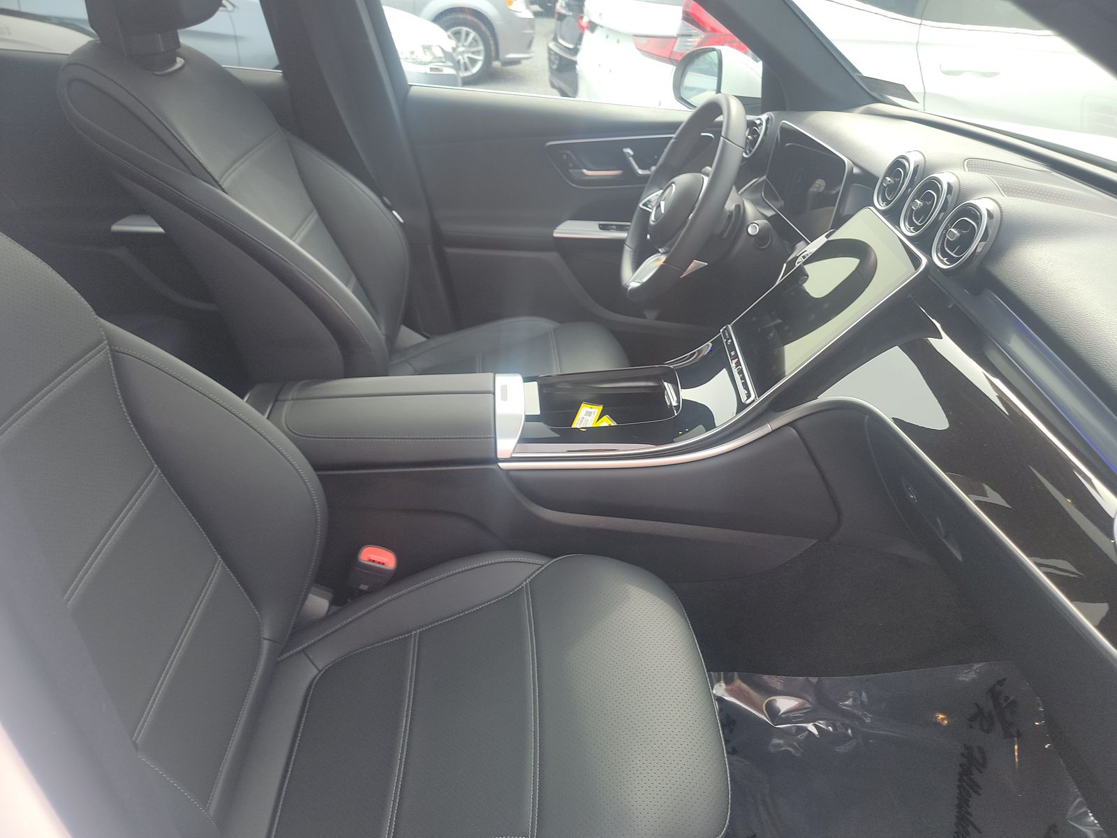 2025 Mercedes-Benz GLC GLC 300 AWD