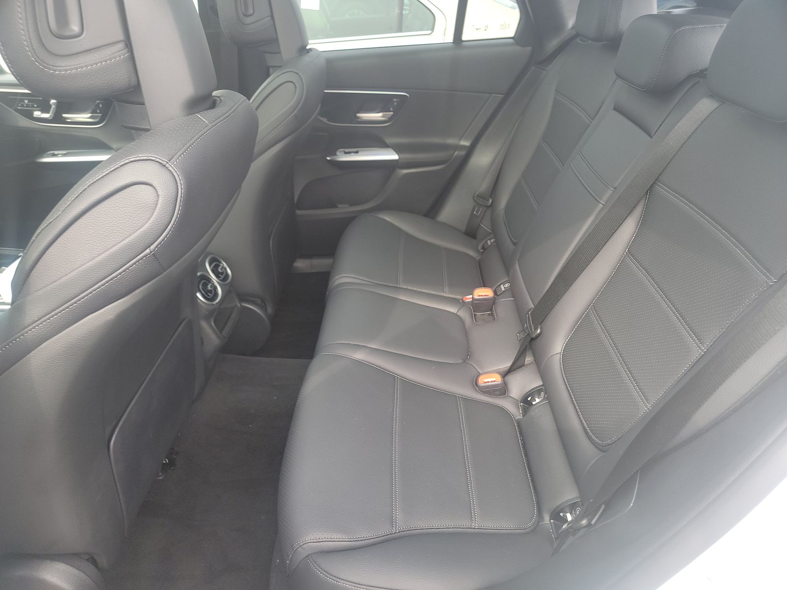 2025 Mercedes-Benz GLC GLC 300 AWD