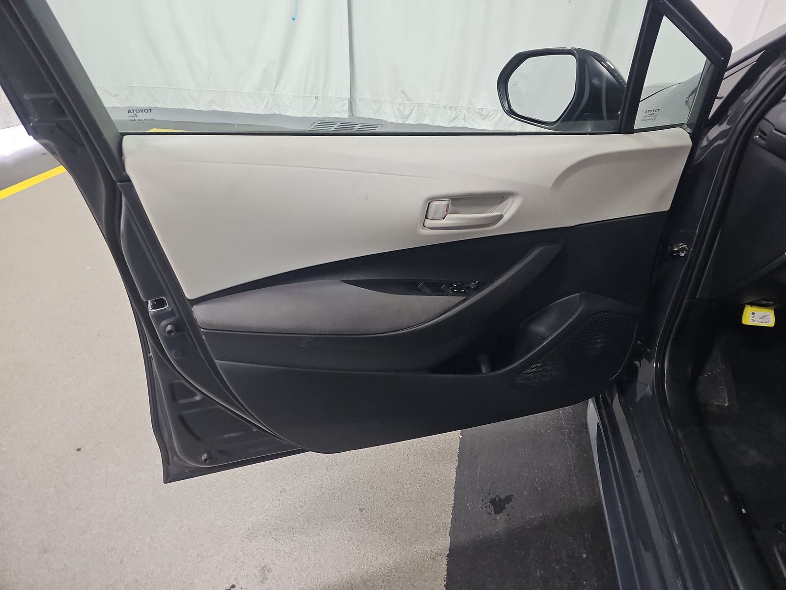 2026 Toyota Corolla LE FWD