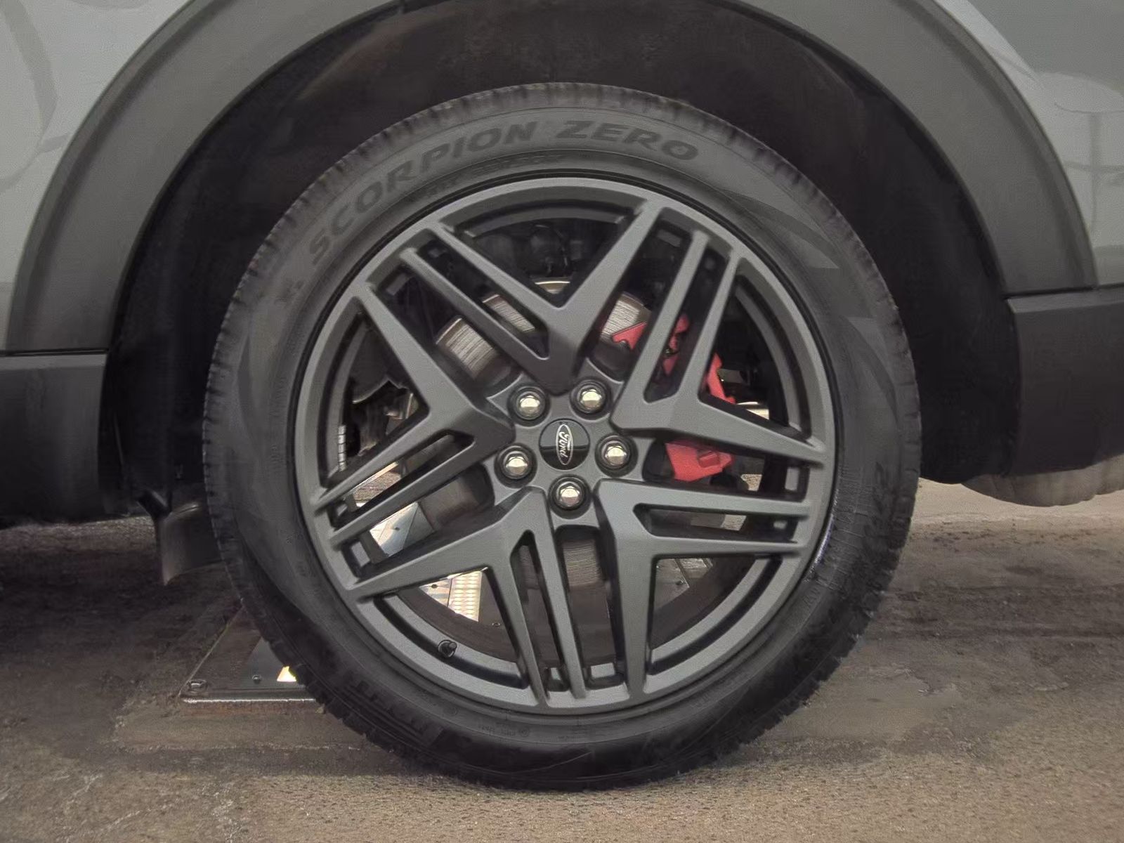 2025 Ford Explorer ST-Line AWD