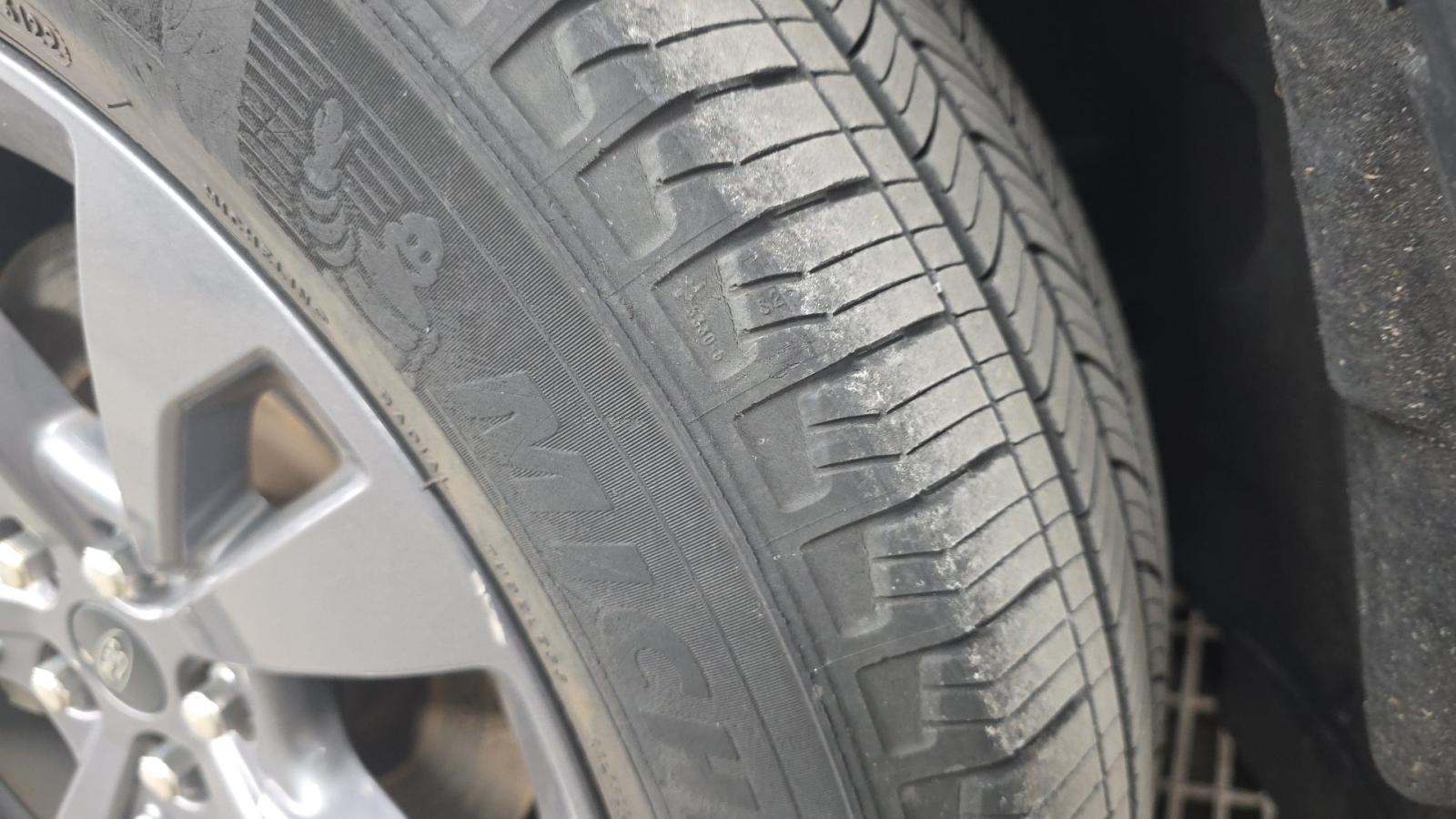 2022 Ford Explorer XLT AWD