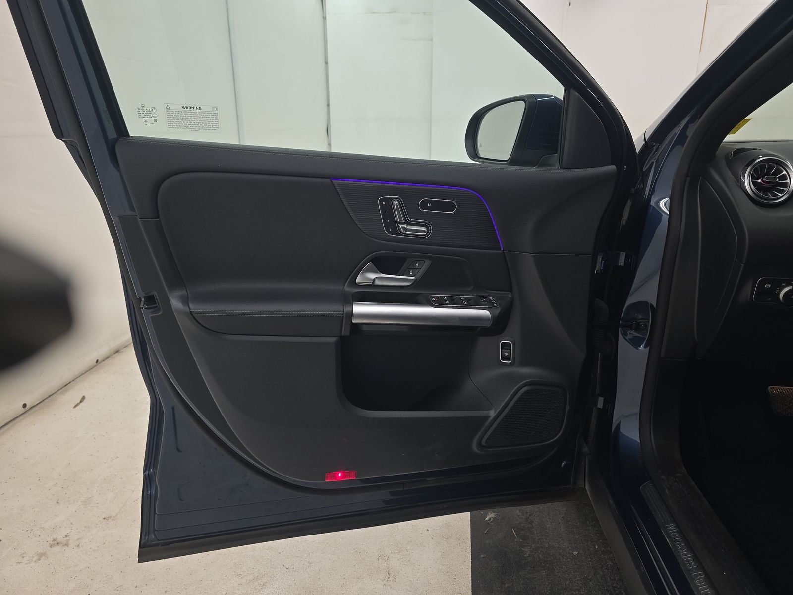 MERCEDES-BENZ GLA-CLASS - 10