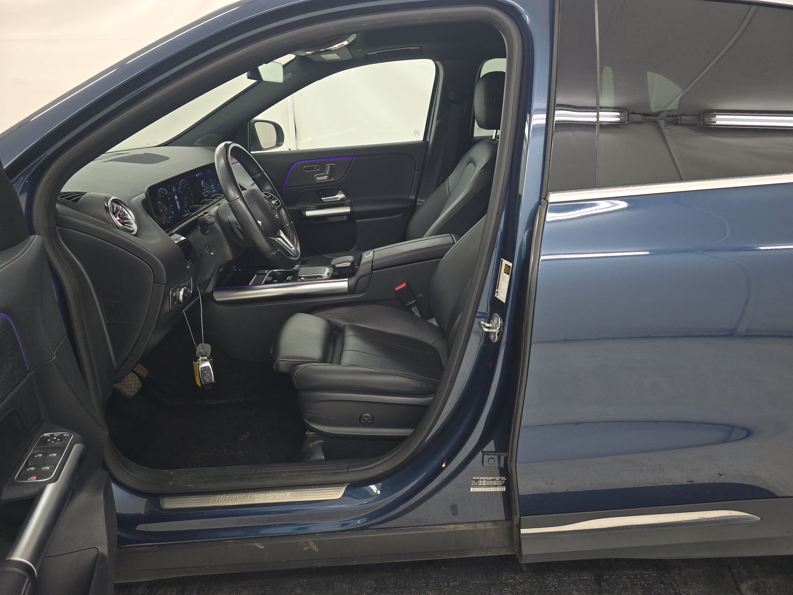 MERCEDES-BENZ GLA-CLASS - 8