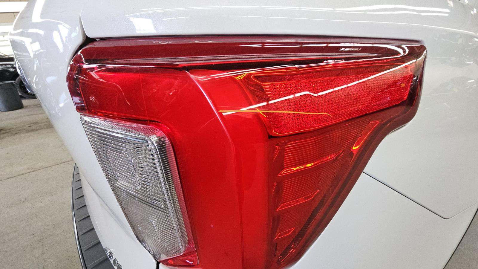 2022 Ford Explorer XLT AWD