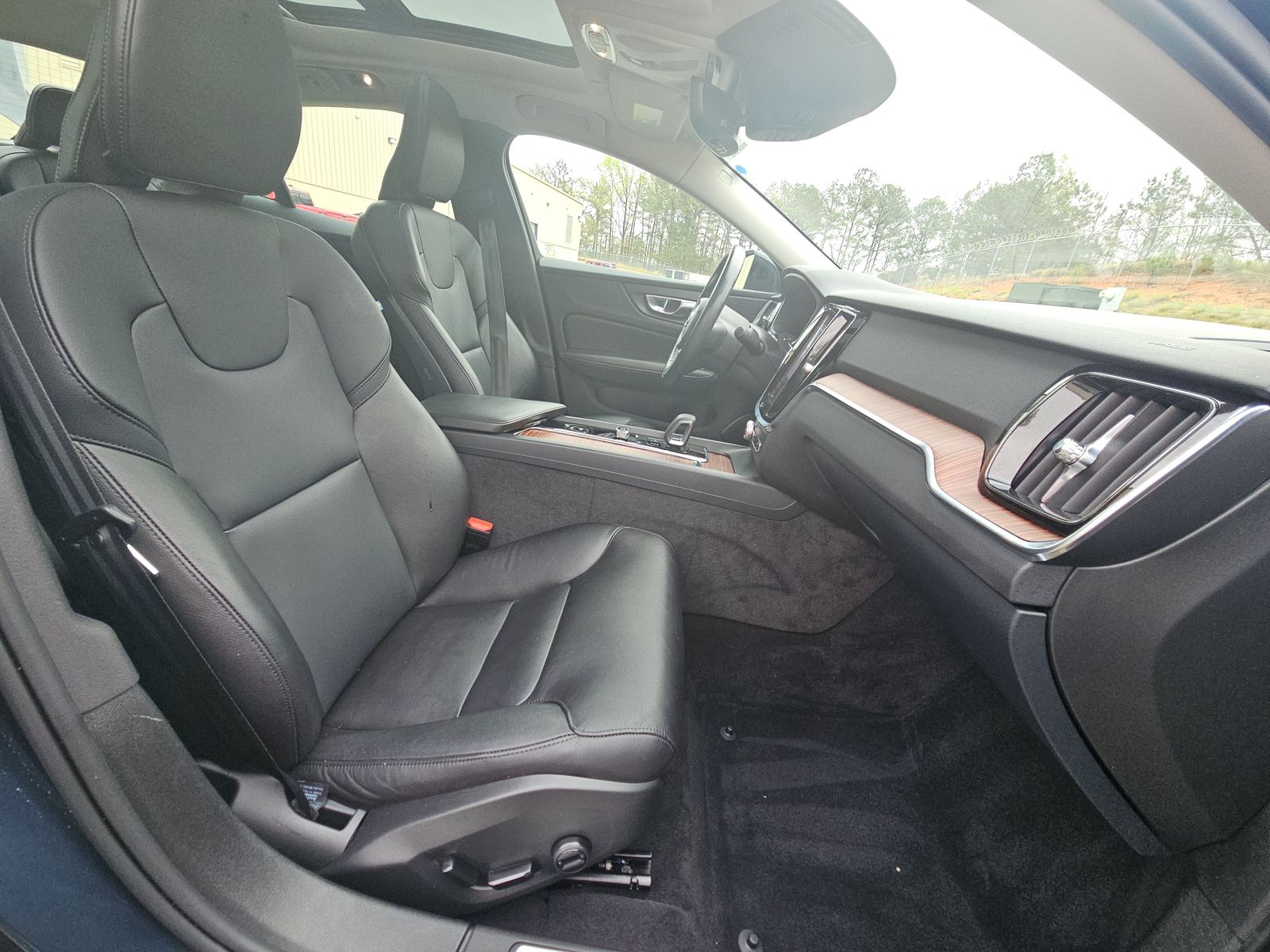 2022 Volvo S60 B5 Inscription FWD