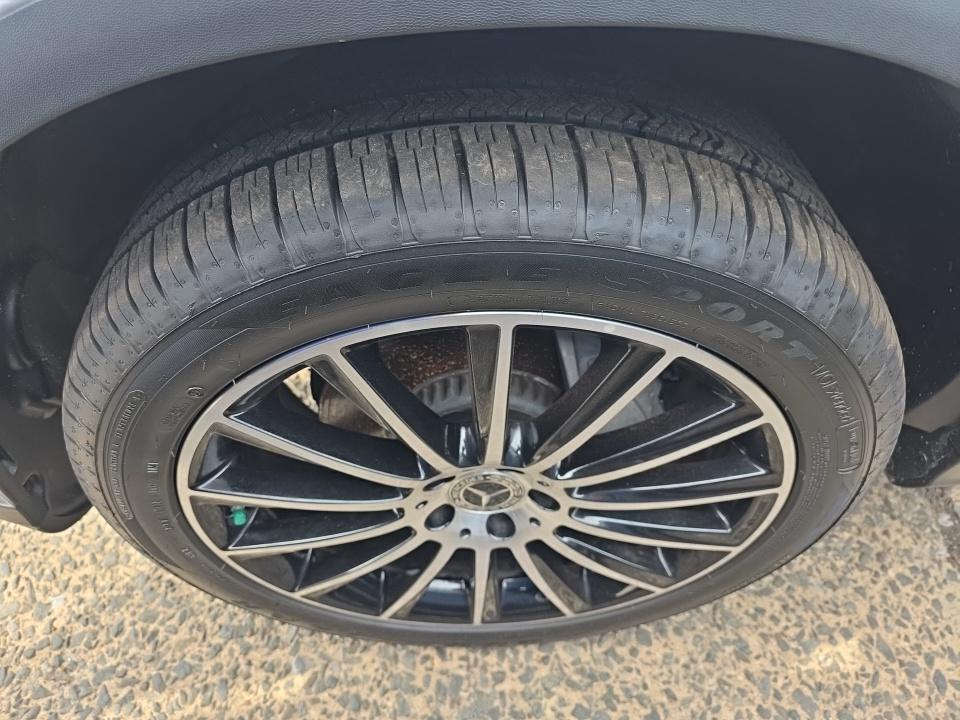 2021 Mercedes-Benz GLC GLC 300 AWD