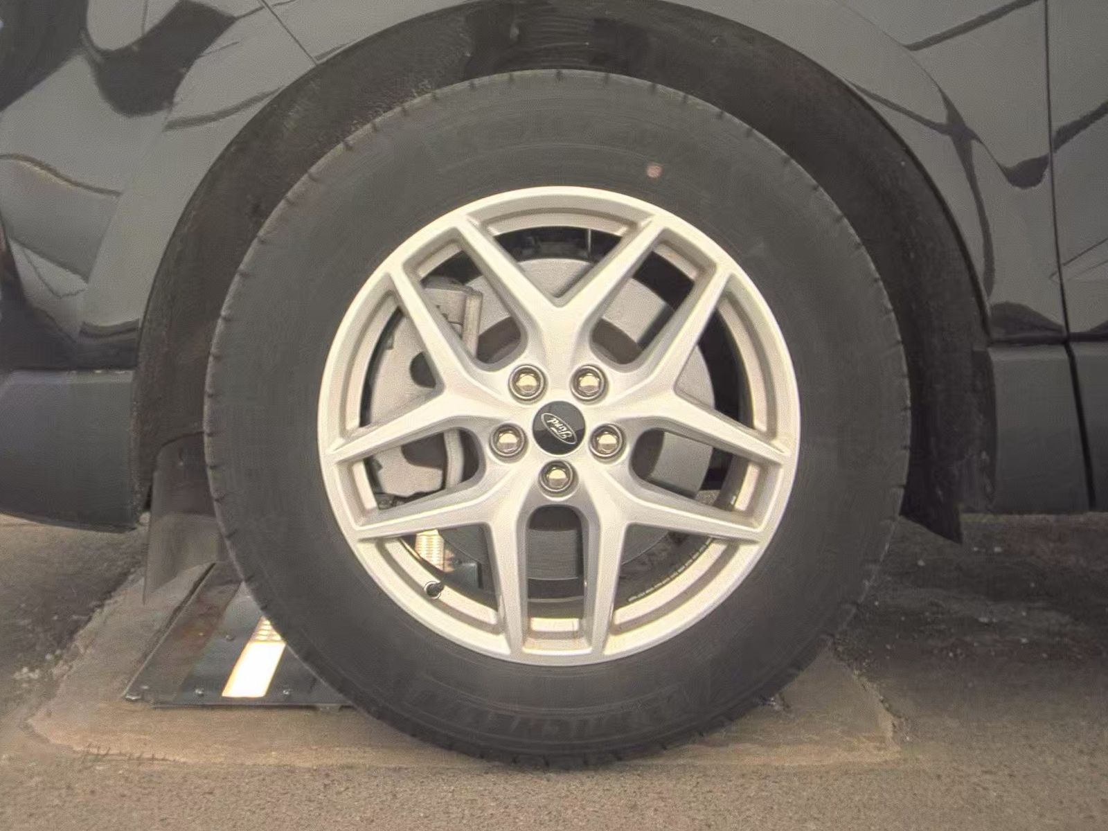 2023 Ford Edge SEL AWD