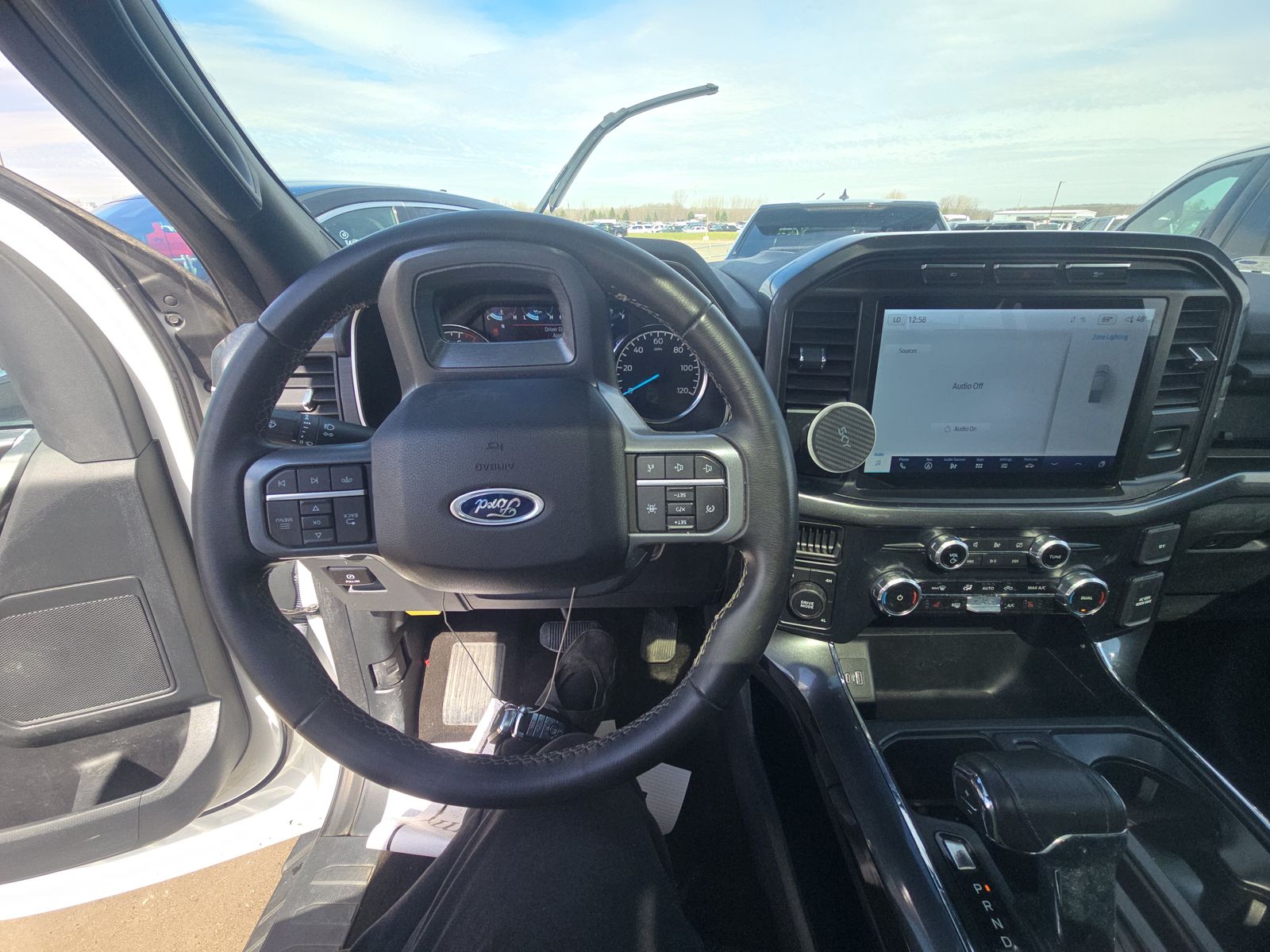 2023 Ford F-150 XLT AWD