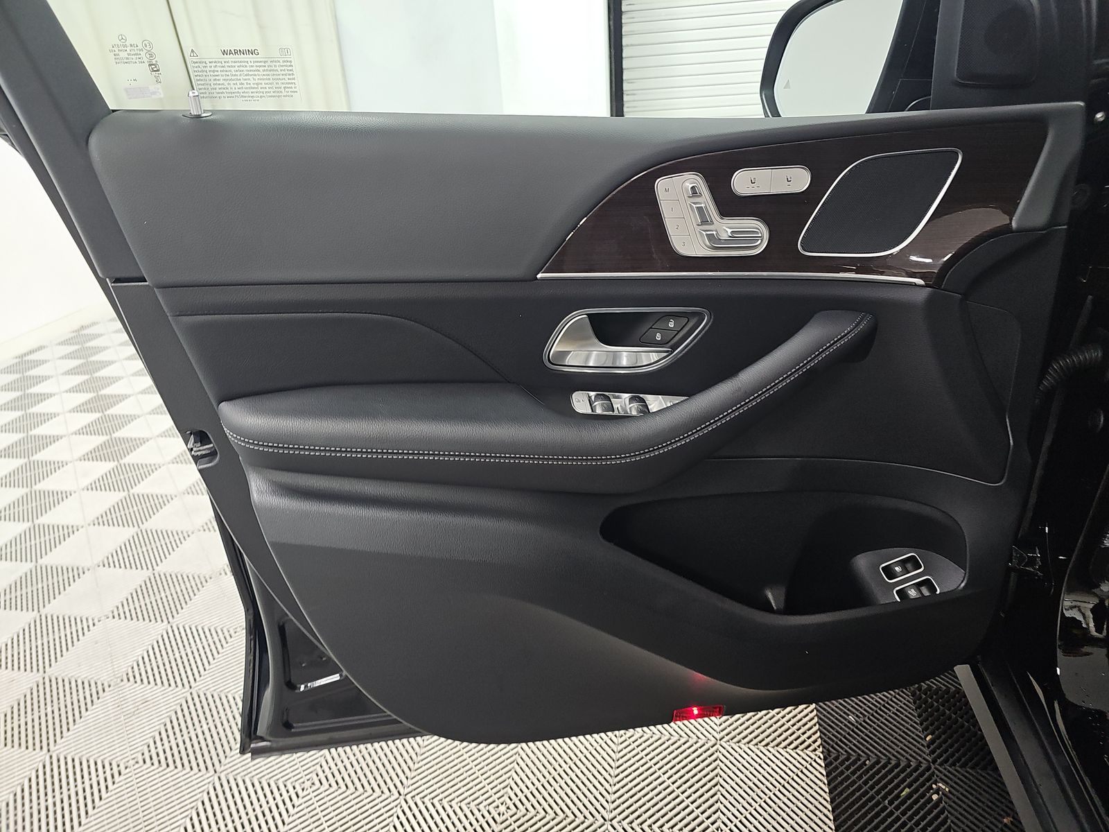 MERCEDES-BENZ GLE - 10