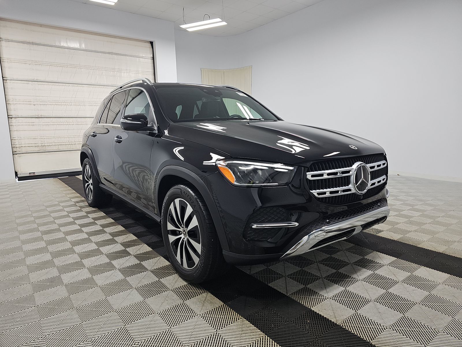 MERCEDES-BENZ GLE - 4