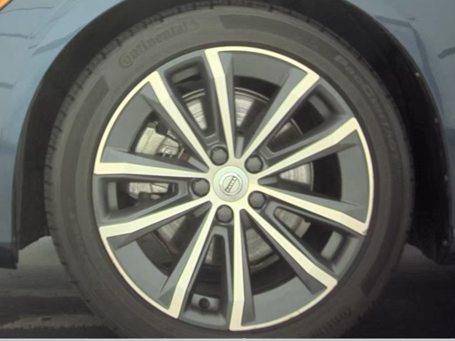 2022 Volvo S60 B5 Inscription FWD